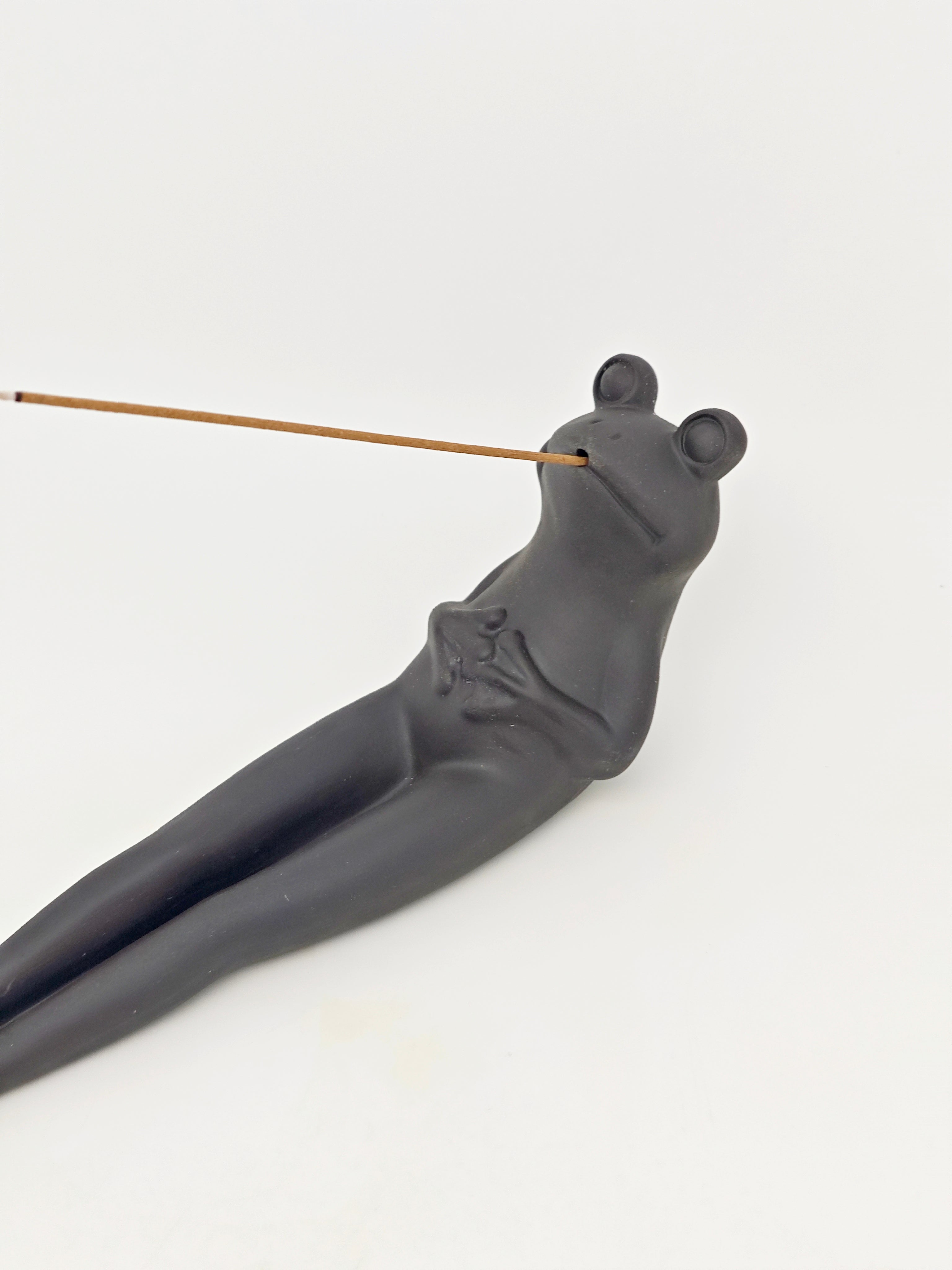 Ceramic Reflux Incense Burner - Decorative Incense Burner Biblo - Relaxing Frog Minimalist Reclined Pose Burner 21.5cm BIB-21 - DOMEDBAZAAR