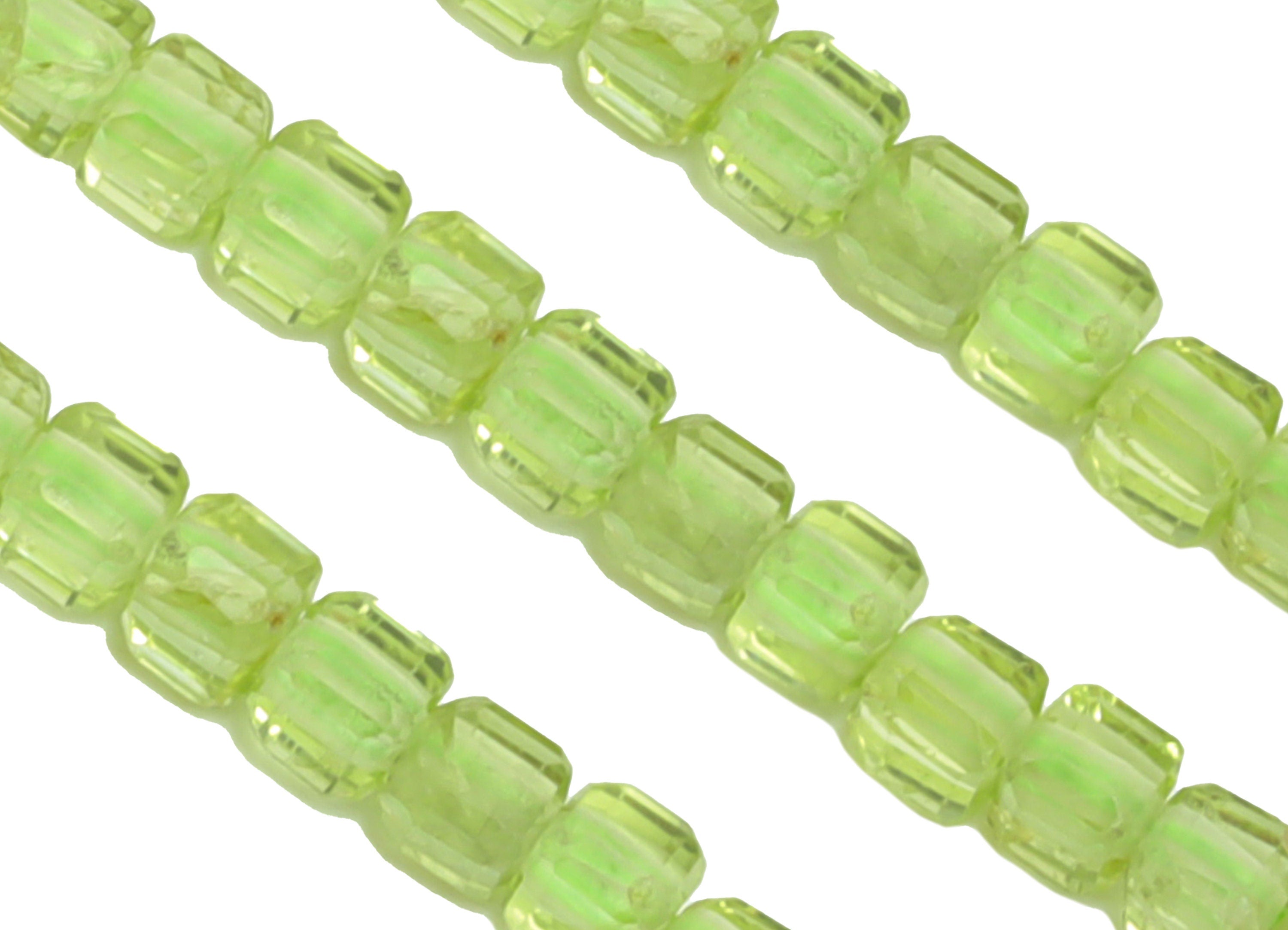 3mm Green Peridot Cube Beads - Natural Stone Beads - Gemstone Green Peridot Beads - 15.5 "/ Strand Cube Beads - Crystal Beads - NS2081 - DOMEDBAZAAR
