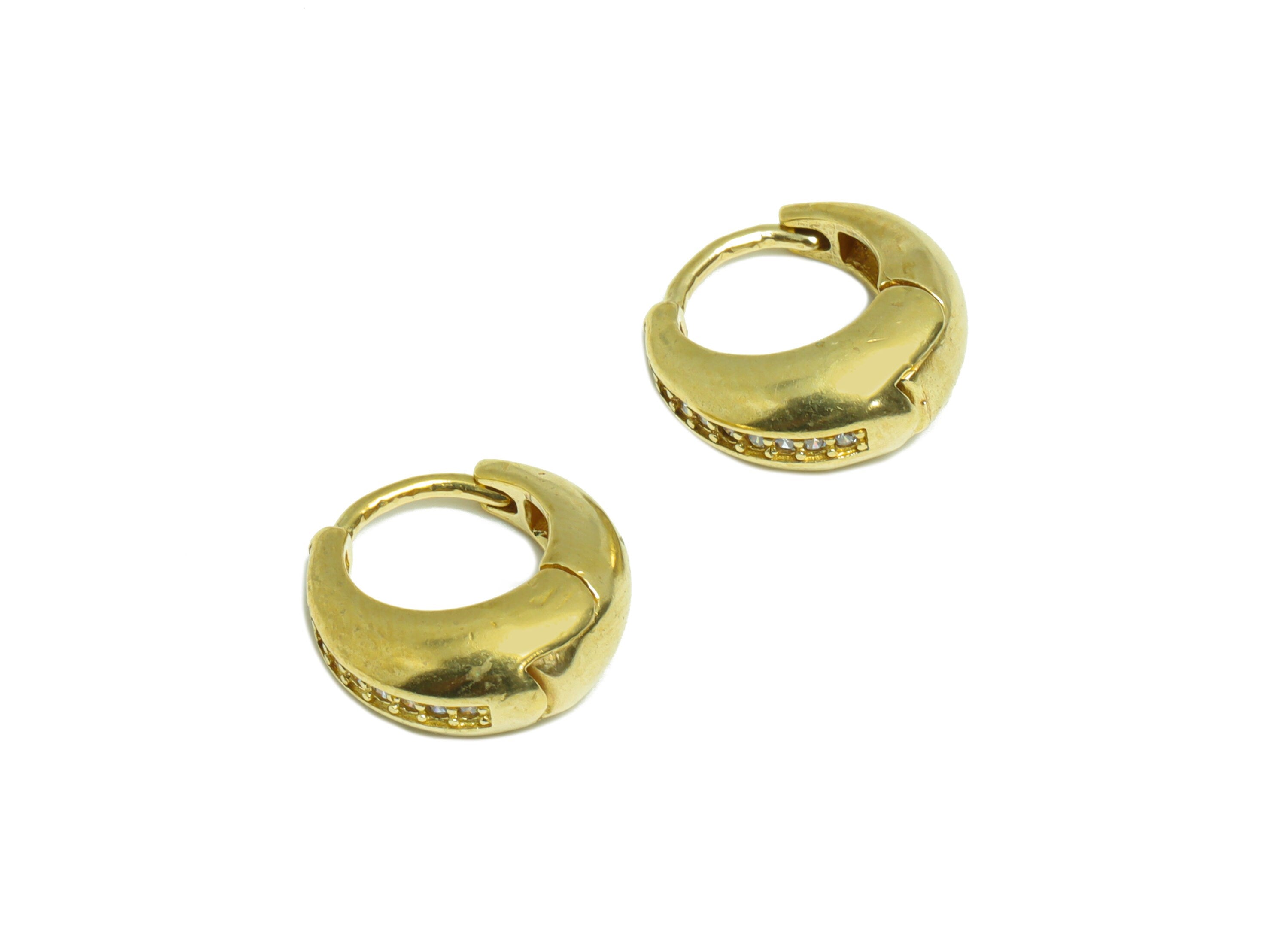 Oval CZ Huggie Hoop Earring - Raw Brass Textured Zircon Earring Clasp - Thick Hoop Clasp Earring - Zircon Hoop Earring - 13x13x4mm - PP9315 - DOMEDBAZAAR