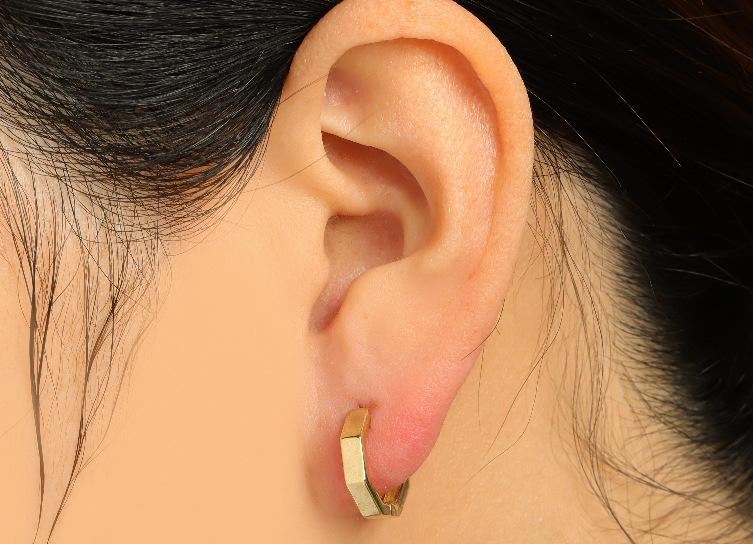 Hexagon Huggie Hoop Earring - Raw Brass Geometry Earring Clasp - Brass Clasp Earring - Clasp Hoop Earring - 13.9x13x1.5mm - PP9285 - DOMEDBAZAAR