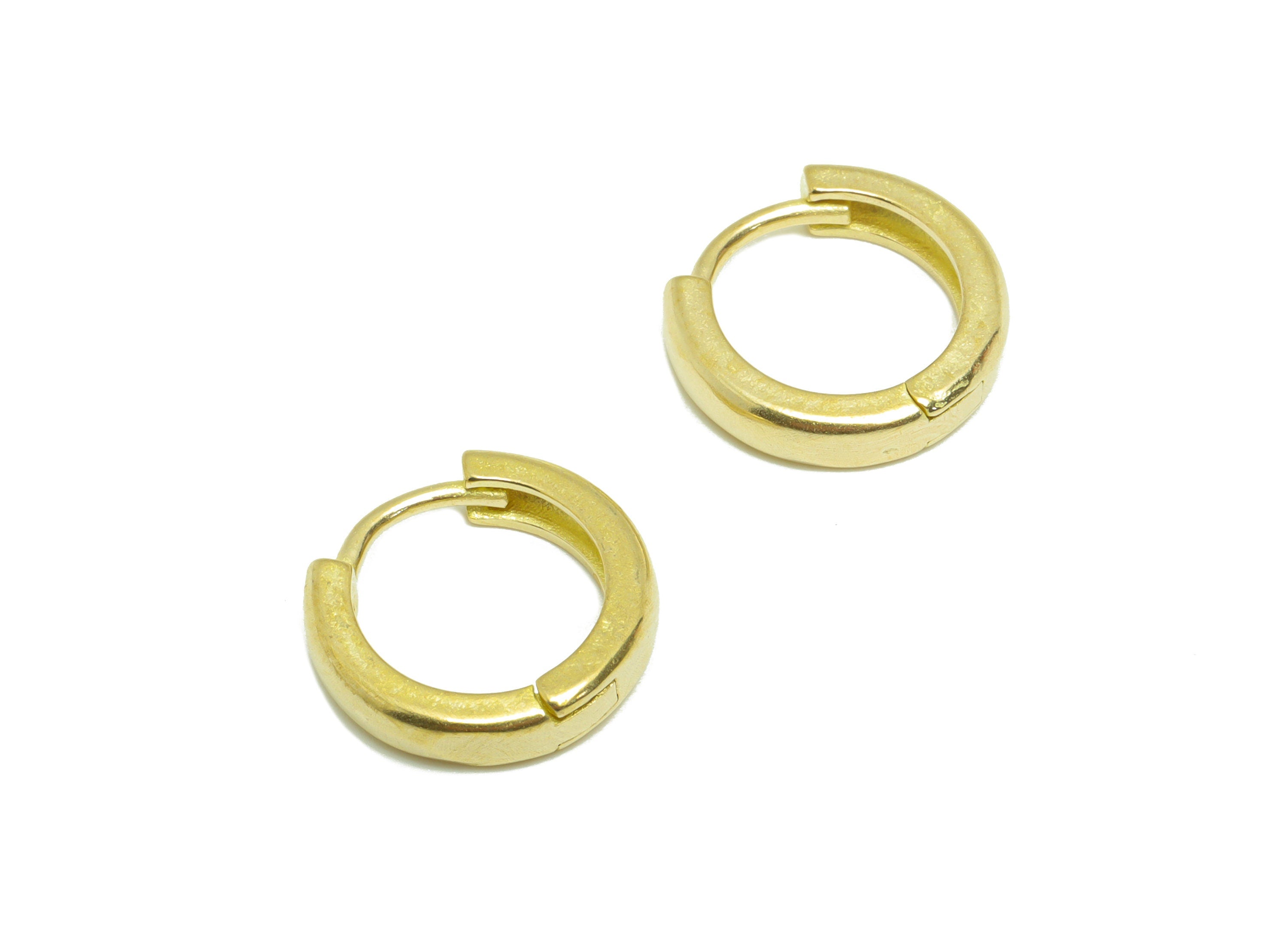 Brass Round Huggie Hoop Earring - Raw Brass Earring Clasp - Ring Clasp Earring - Circle Clasp Hoop Earring - 13.8x12.9x3.11mm - PP9558 - DOMEDBAZAAR