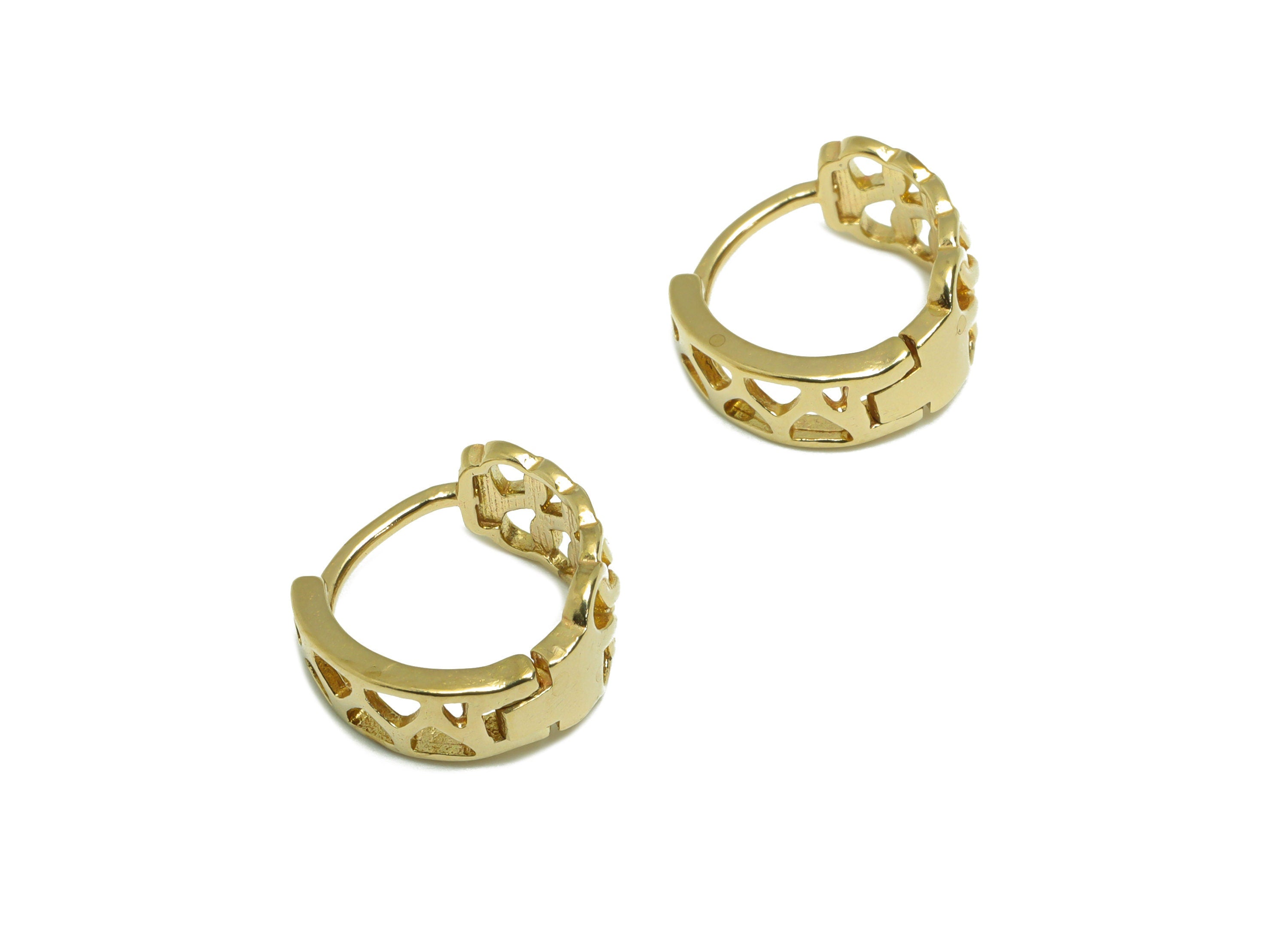 Textured Huggie Earring - Raw Brass Hollow Earring Clasp - Brass Hoop Clasp Earring - Clasp Huggie Earring - 15.48x14.21x2.6mm - PP9485 - DOMEDBAZAAR