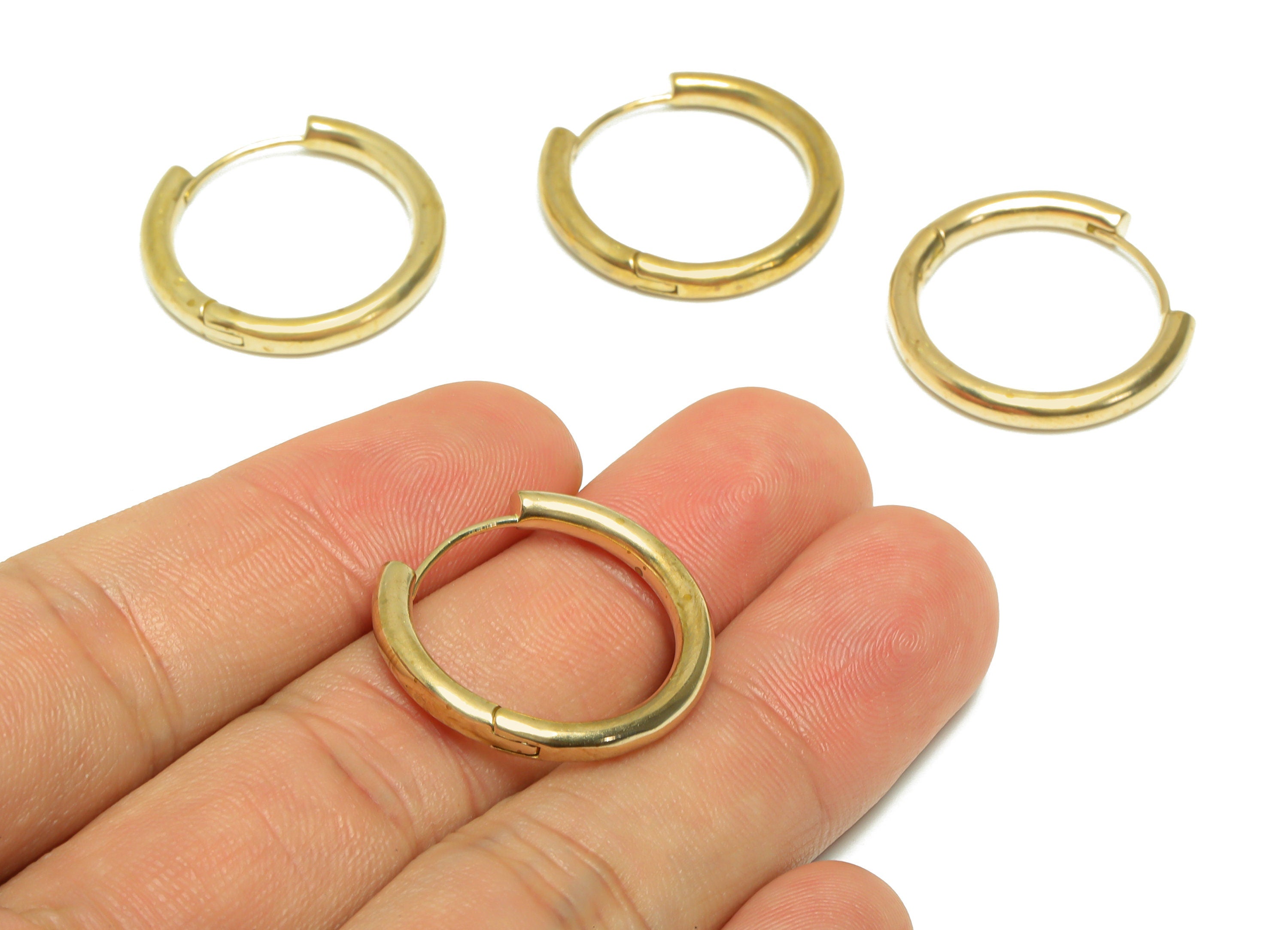 Brass Round Huggie Hoop Earring - Raw Brass Circle Wire Earring Clasp - Brass Geometry Clasp Hoop Earring - 24.08x22.3x3.13mm - PP9724 - DOMEDBAZAAR