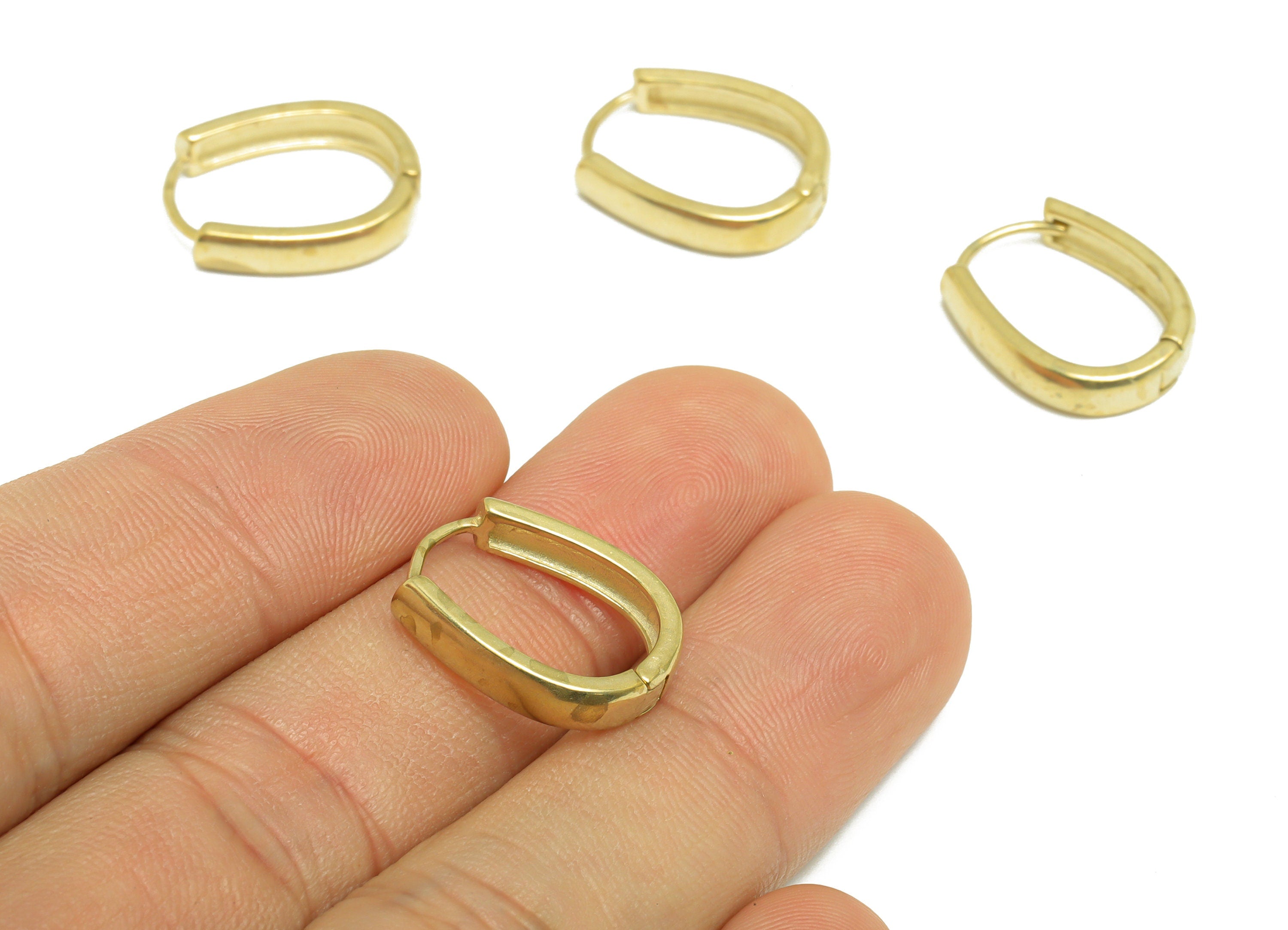 Brass Oval Huggie Hoop Earring - Raw Brass Hoop Huggie Earring - Brass Geometry Clasp Hoop Earring - 17.8x14x3.9mm - PP9798 - DOMEDBAZAAR