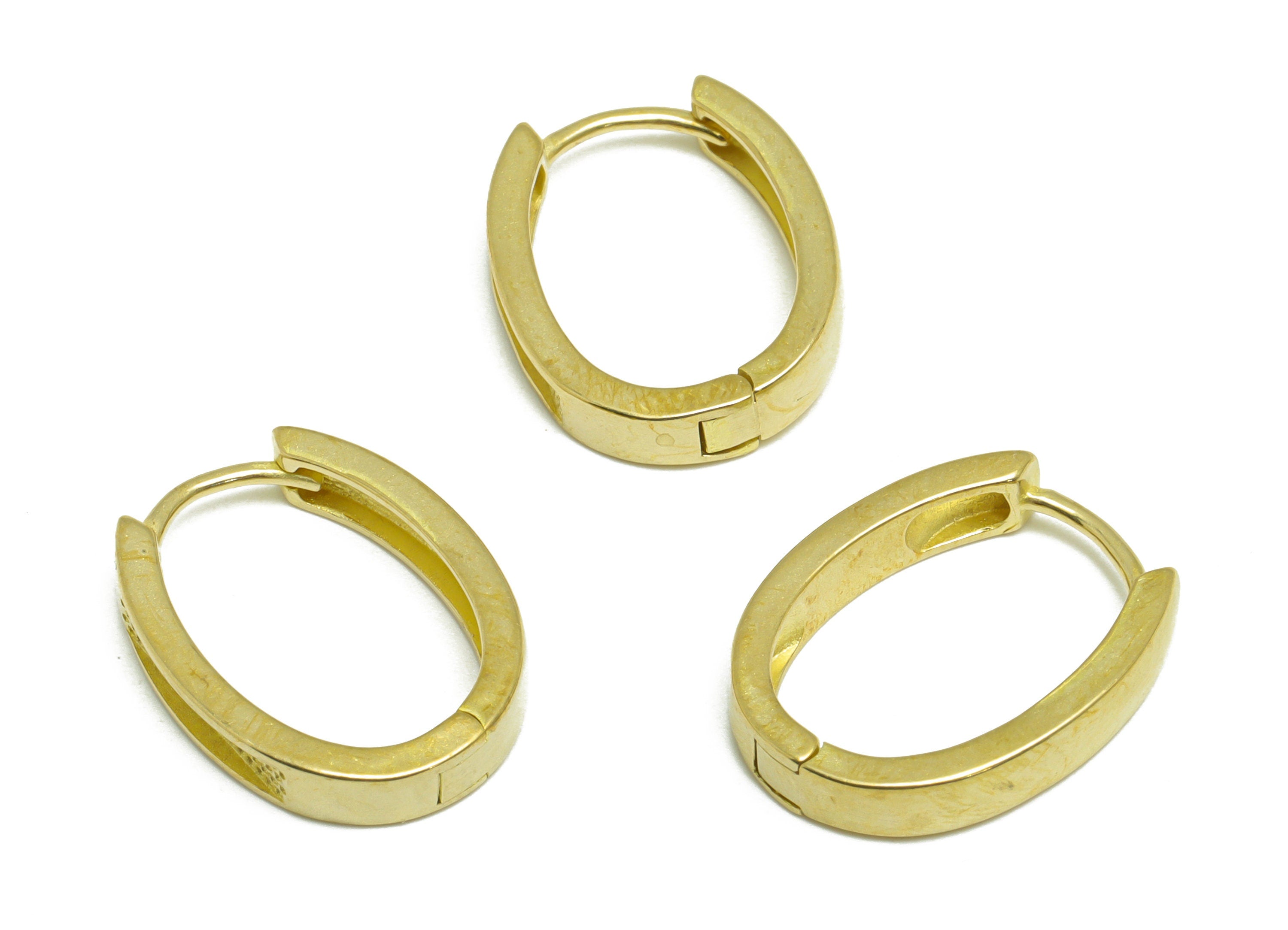 Brass Oval Huggie Hoop Earring - Raw Brass Textured Hoop Huggie Earring - Brass Geometry Clasp Hoop Earring - 21x15.5x3.98mm - PP9790 - DOMEDBAZAAR