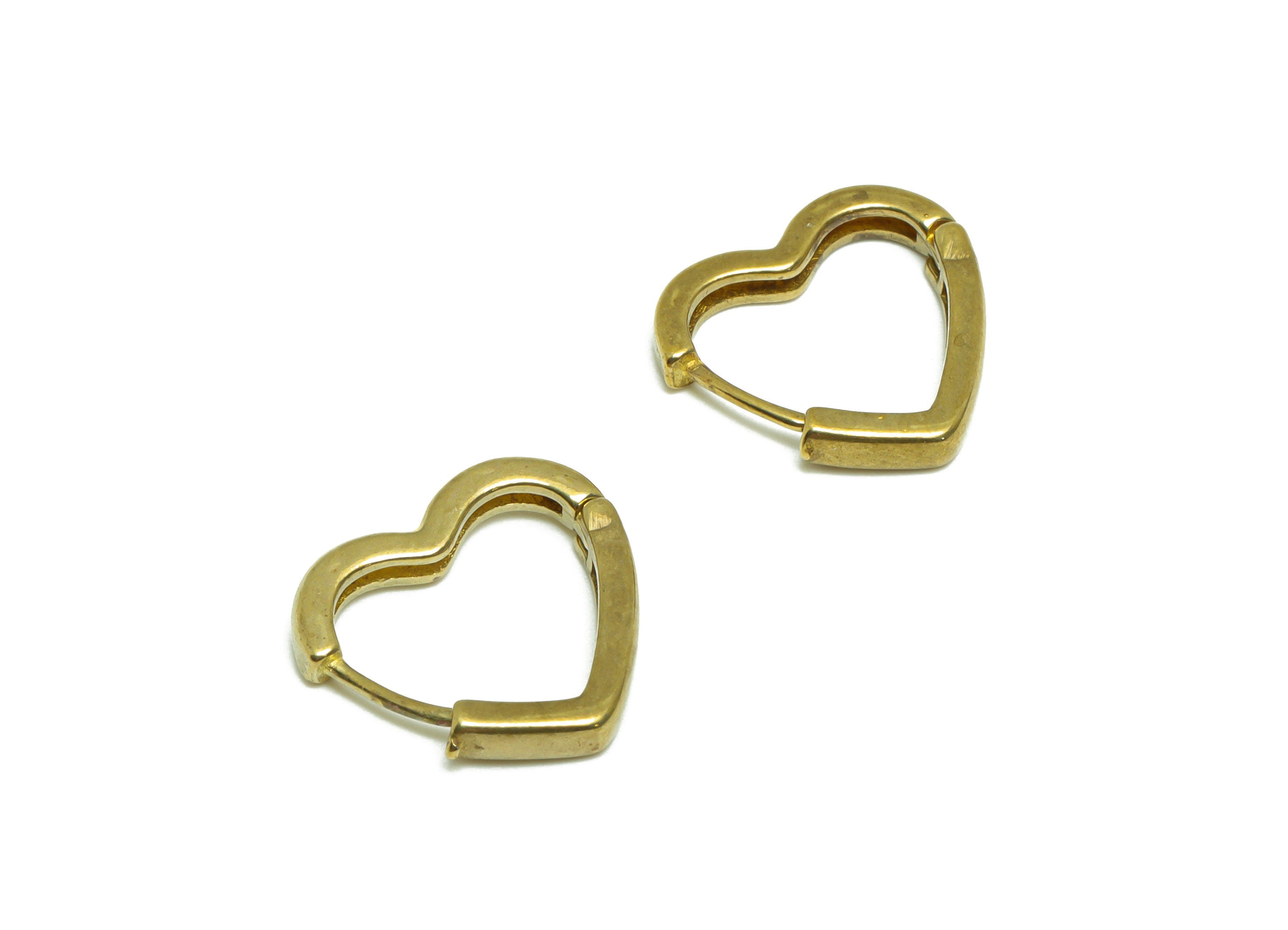 Brass Heart Huggie Clasp Earring - Raw Brass Heart Hoop Clasp Earring - Brass Hoop Earring - Heart Hoop Earring - 13.3x16.12x2.41mm - PP9540 - DOMEDBAZAAR
