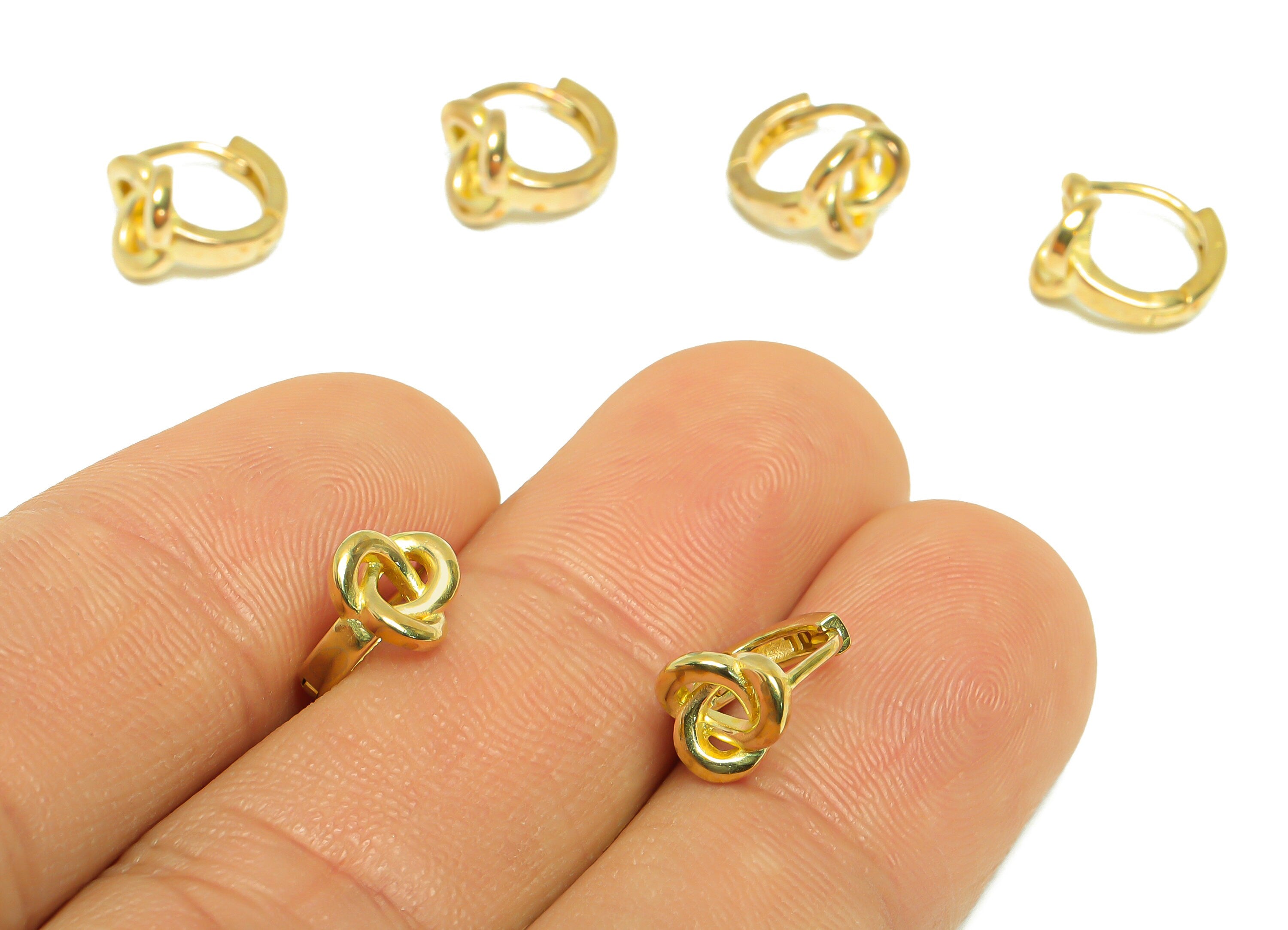 Twisted Wire Huggie Hoop Earring - Raw Brass Round Earring Clasp - Brass Huggie Hoop Earring - KnotHoop Earring - 10.3x9.5x7.2mm - PP9654 - DOMEDBAZAAR