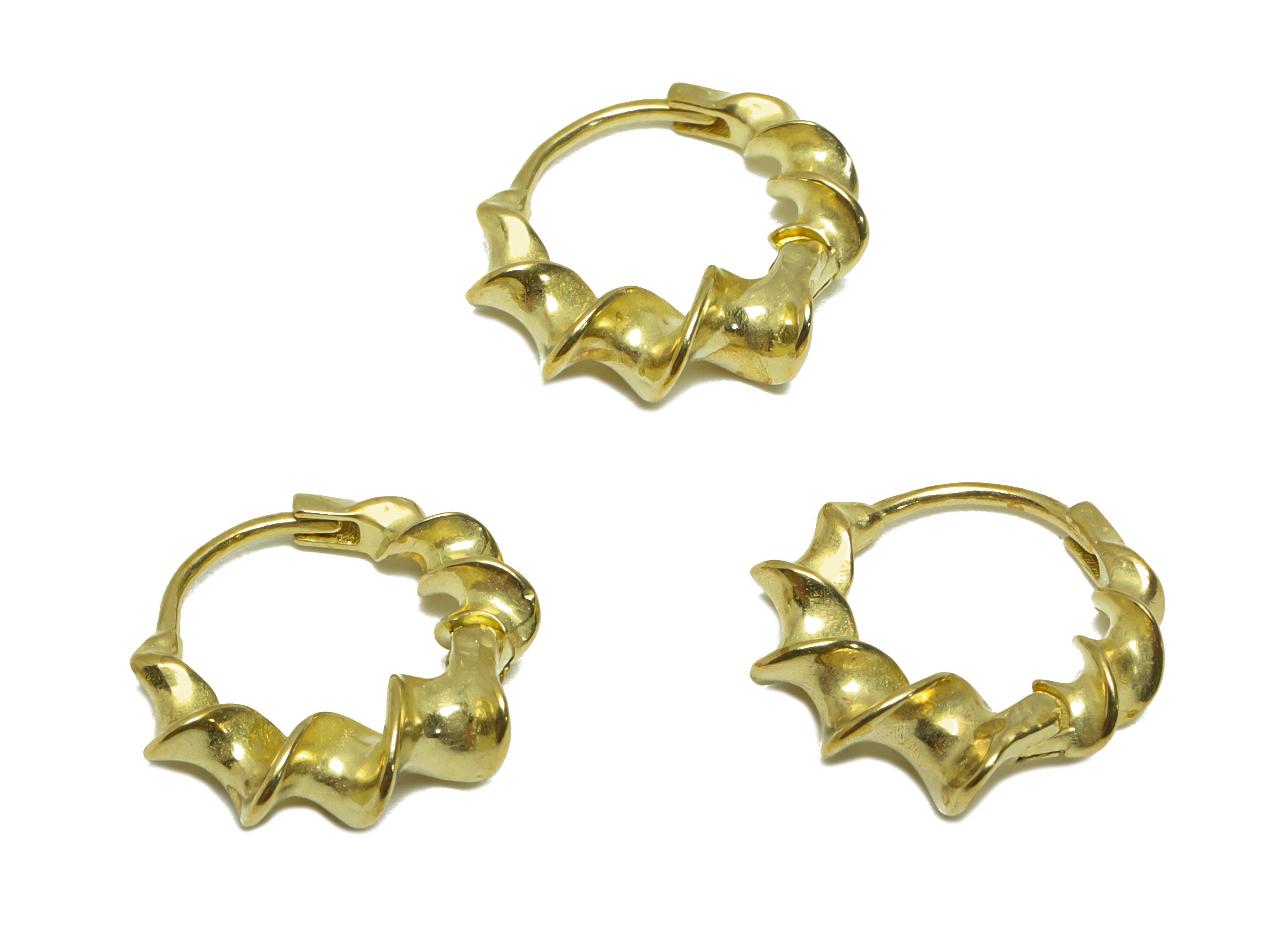 Brass Wavy Huggie Hoop Earring - Raw Brass Curly Hoop Wire Earring Clasp - Brass Twisted Huggie Hoop Earring - 14.7x14.6x4.7mm - PP9738 - DOMEDBAZAAR