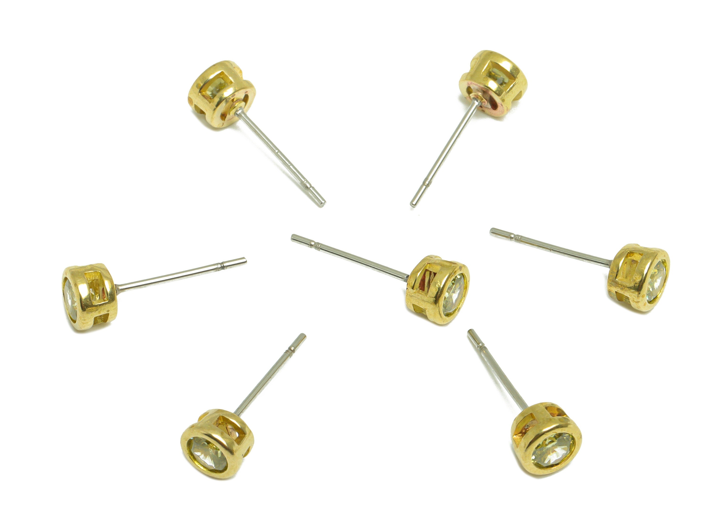 Olive (CZ-14) Zircon Earring Stud - Raw Brass Minimalist CZ Earring Post - Cubic Zircon Earring Post - 15.6x5.4x3.5mm - PP9825K - DOMEDBAZAAR