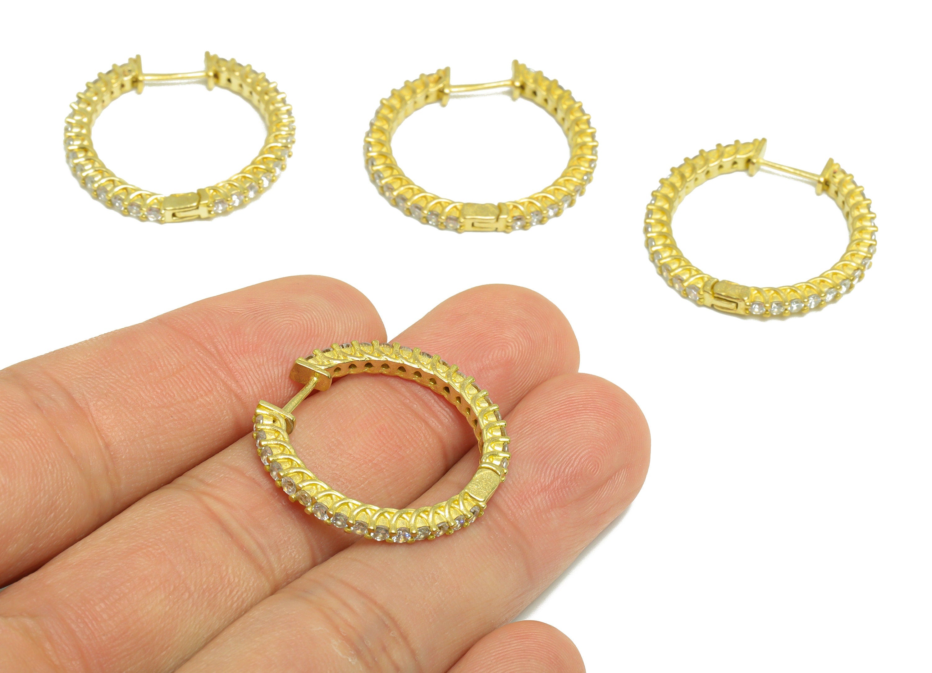 Brass CZ Huggie Hoop Earring - Brass Hoop Cubic Zircon Earring - Textured Huggie Earring - Zircon Huggie Hoop Clasp - 27x26.4x2.5mm - PP9998 - DOMEDBAZAAR