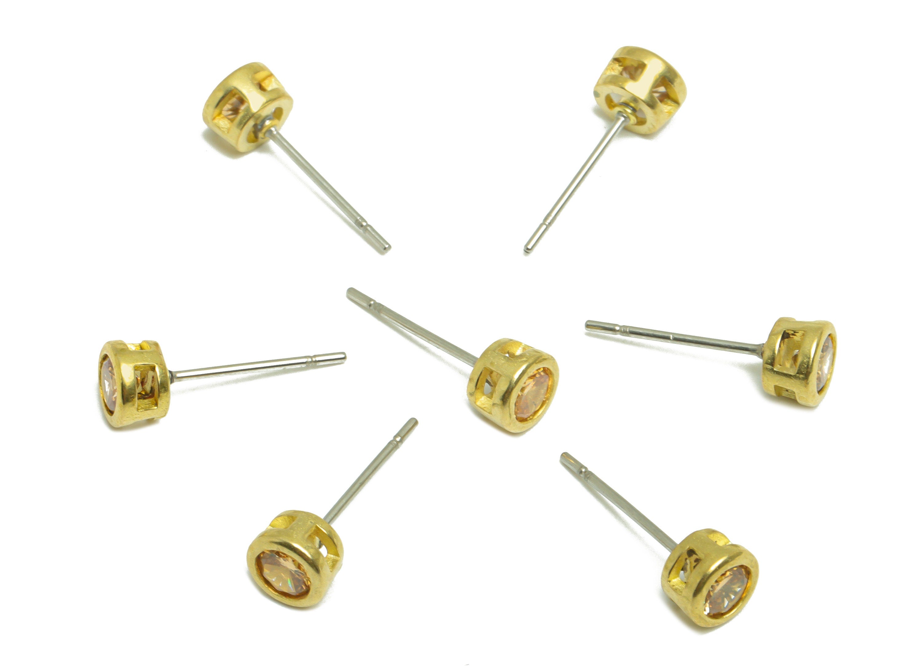 Champagne (CZ-19) Zircon Earring Stud - Raw Brass Minimalist CZ Earring Post - Cubic Zircon Earring Post - 15.6x5.4x3.5mm - PP9825N - DOMEDBAZAAR