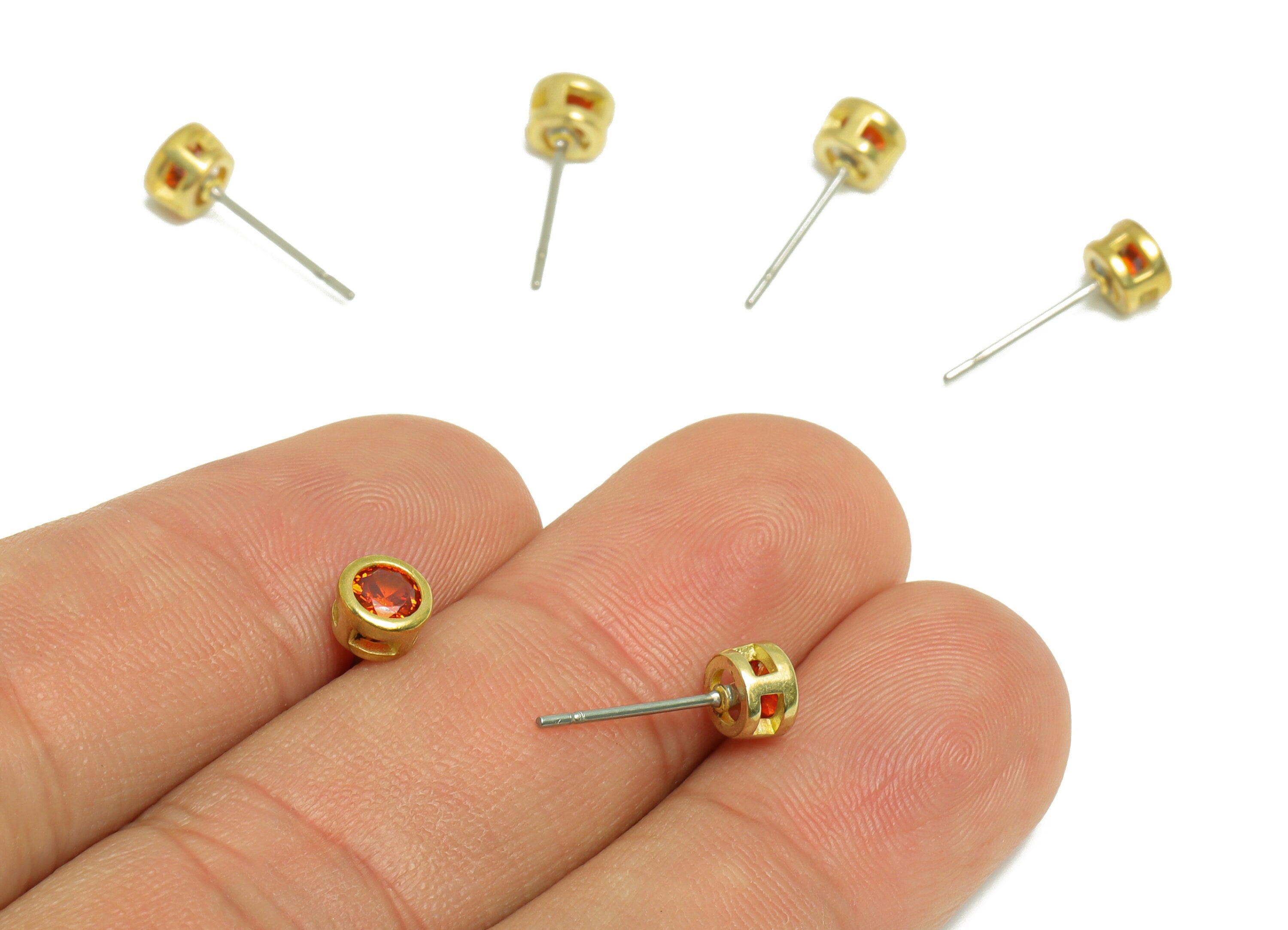 Orange red (CZ-12) Zircon Earring Stud - Raw Brass Minimalist CZ Earring Post - Cubic Zircon Earring Post - 15.6x5.4x3.5mm - PP9825S - DOMEDBAZAAR