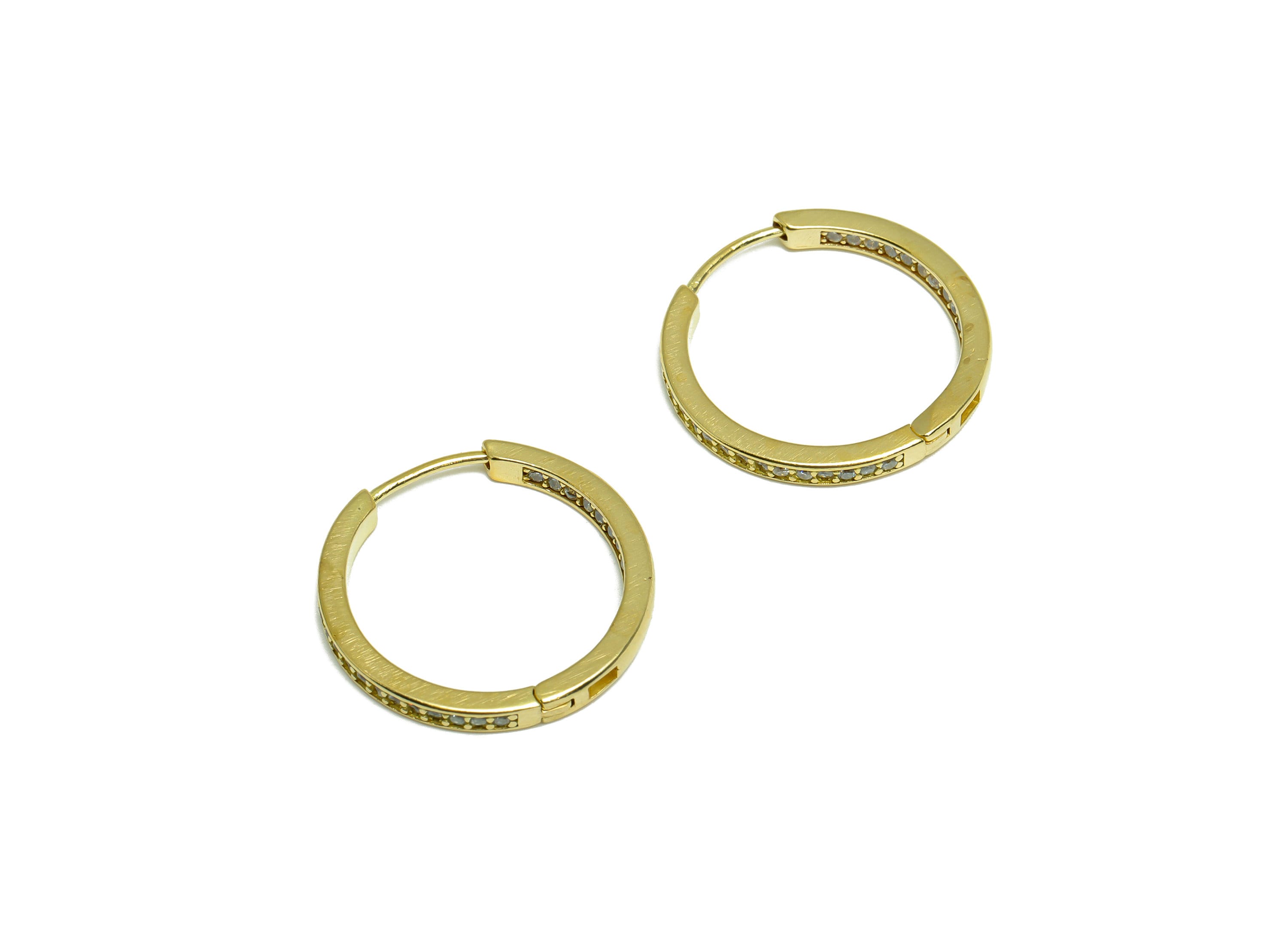 Brass CZ Huggie Hoop Earring - Brass Hoop Cubic Zircon Earring - Brass Huggie Earring - Zircon Huggie Hoop Clasp - 22.2x21.2x2mm - PP10000 - DOMEDBAZAAR