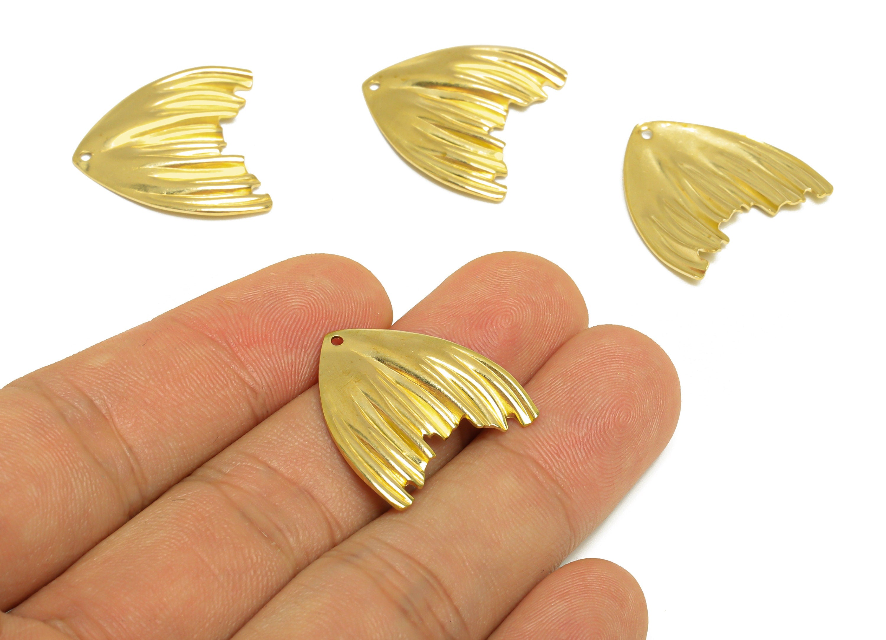Brass Fan Tail Earring Charm - Raw Brass Wavy Whale Tail Earring Charm - Brass Wavy Fan Pendant - Brass Tail Charm - 23x23x2mm - PP10265 - DOMEDBAZAAR
