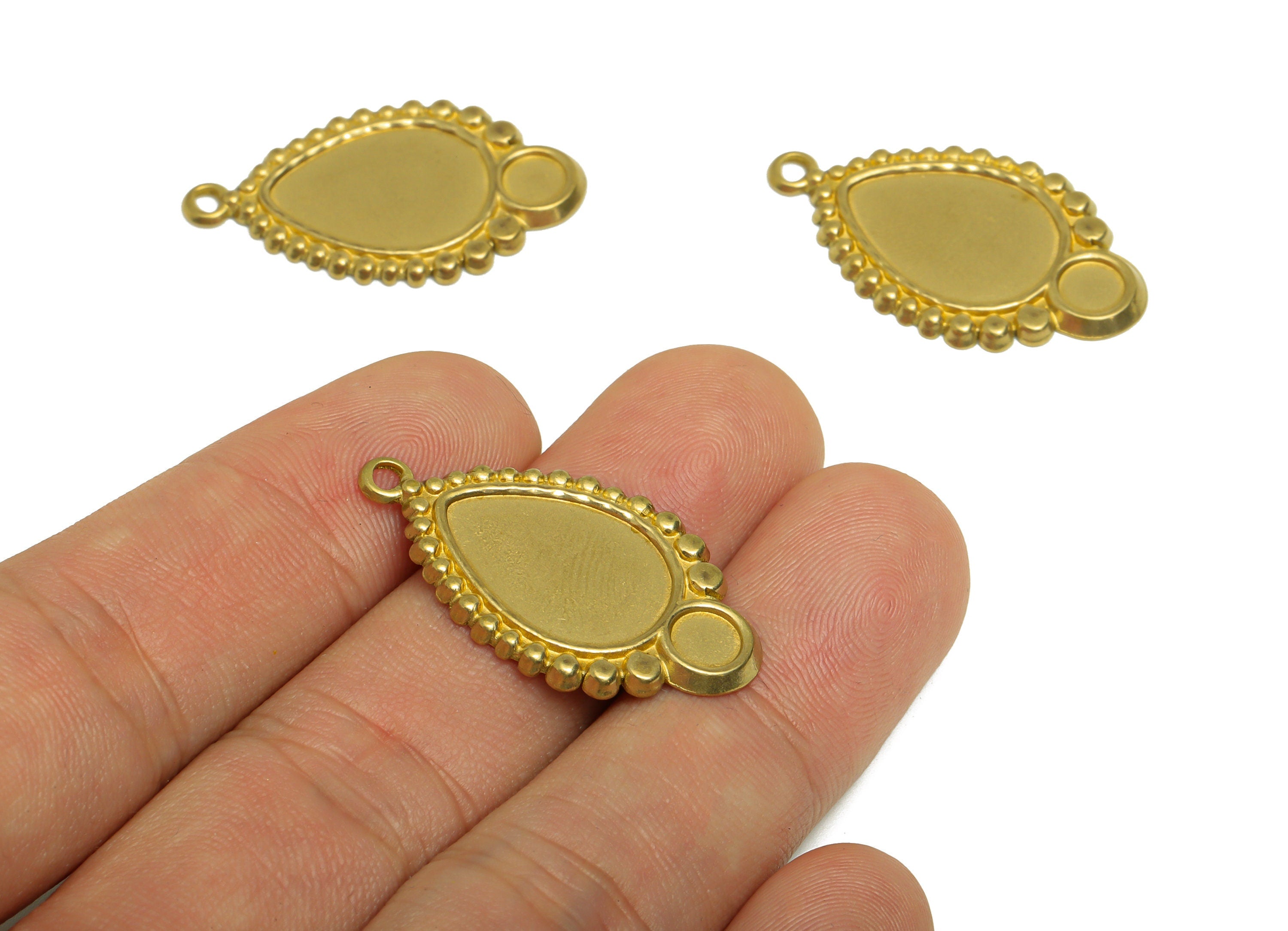 Brass Teardrop Pendant - Raw Brass Vintage Frame Looking Earring Charm - Brass Vintage Pendant For Diamond - 32x19x1.75mm - PP10321 - DOMEDBAZAAR