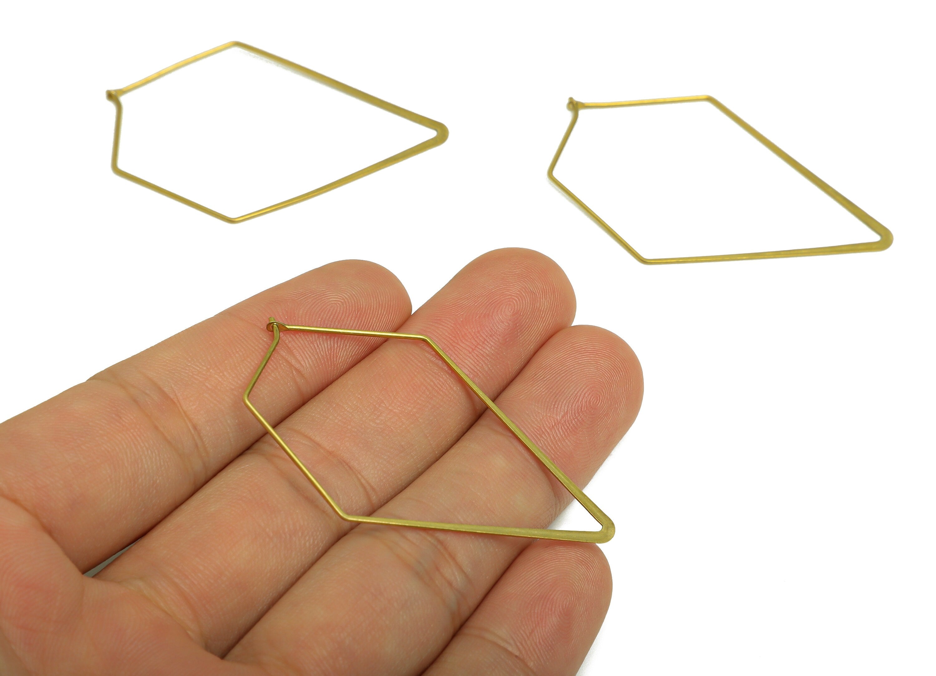 Brass Diamond Wire Hoop Earring - Raw Brass Hammered Pentagon Wire Earring - Geometry Wire Hoop Lock Earring Charm - 52x32x0.8mm-PP10425-50 - DOMEDBAZAAR
