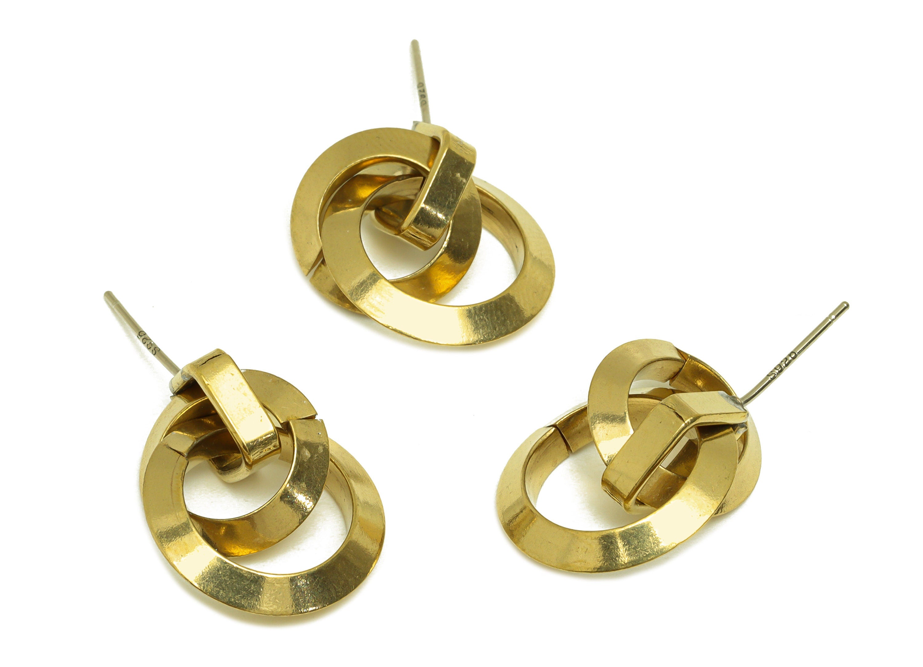 Brass Round Earring Stud - Raw Brass Dangle Circle Earring Post - Brass Interlock Earring Post - Geometry Link Post - 27x17x3.86mm - PP10616 - DOMEDBAZAAR