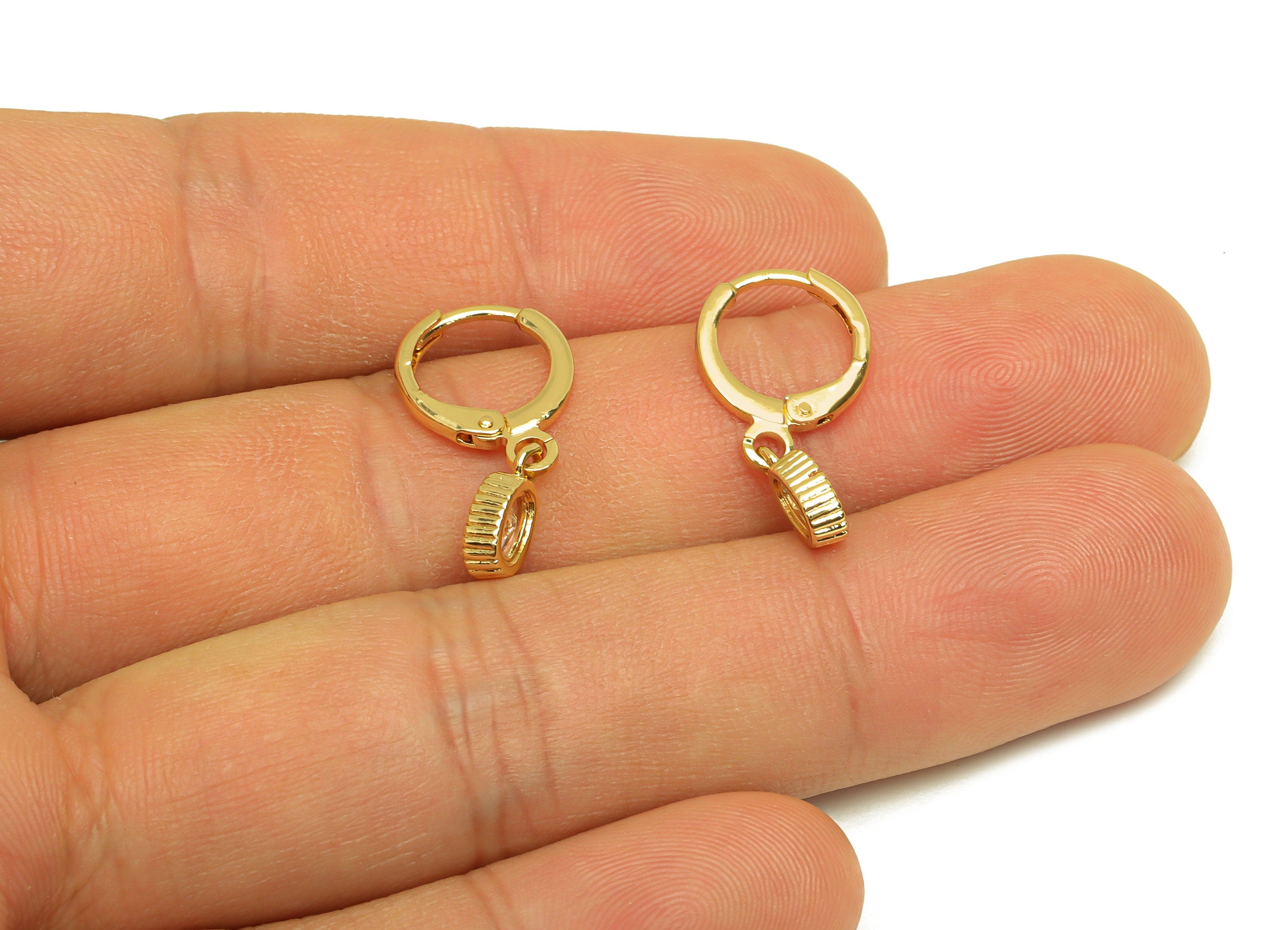 Brass CZ Oval Hoop Earring - Brass Geometry Lever Back Earring Hoop - Cubic Zircon Hoop Earring - 18K Real Gold Plating - 21x11x1mm -RGP6968 - DOMEDBAZAAR