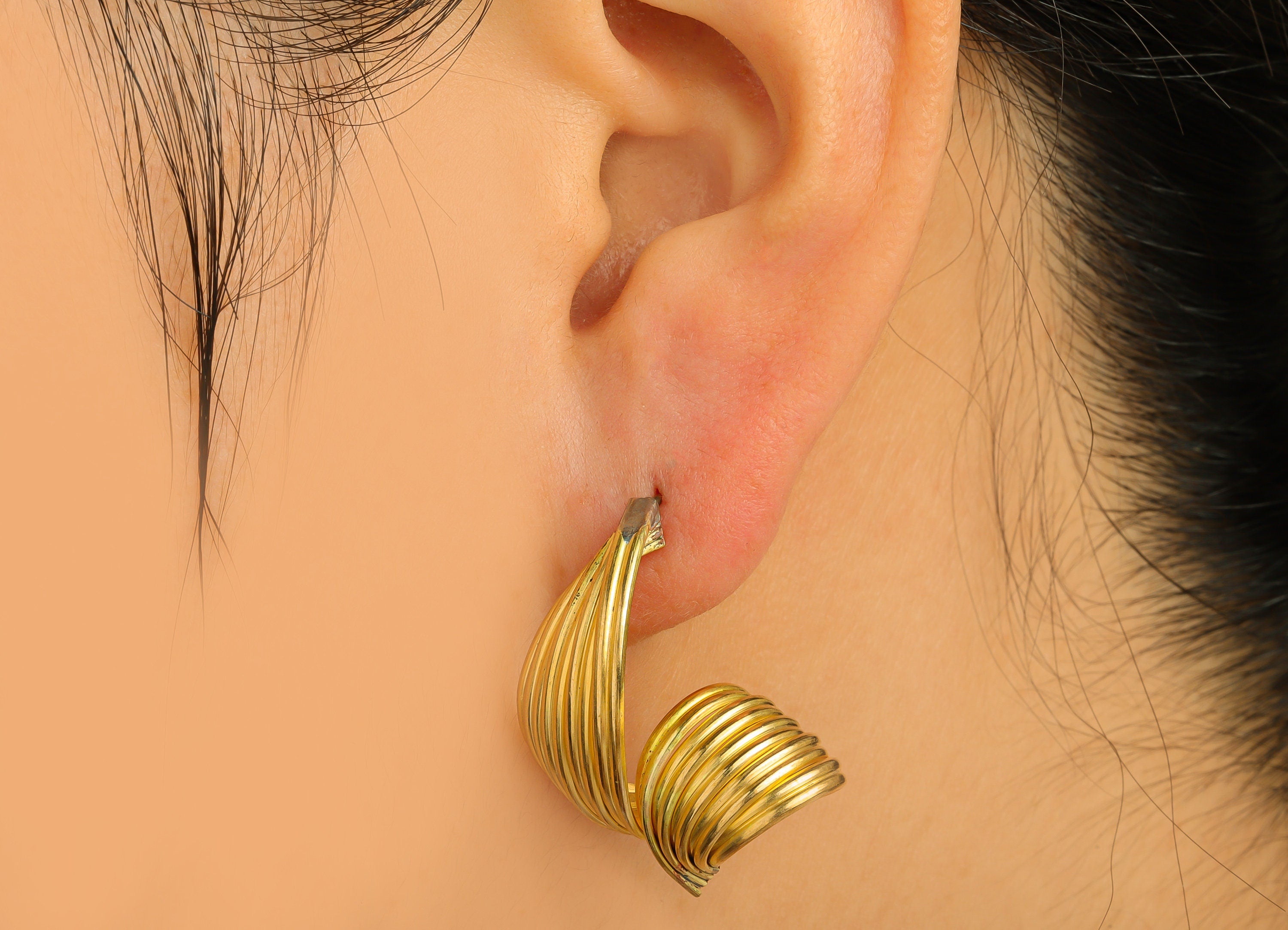 Brass Curly Wire Earring Stud - Raw Brass Bent Wire Earring Post - Brass Gold Twine Wire Hoop Earring Stud - 32x20x13.3mm - PP10676 - DOMEDBAZAAR
