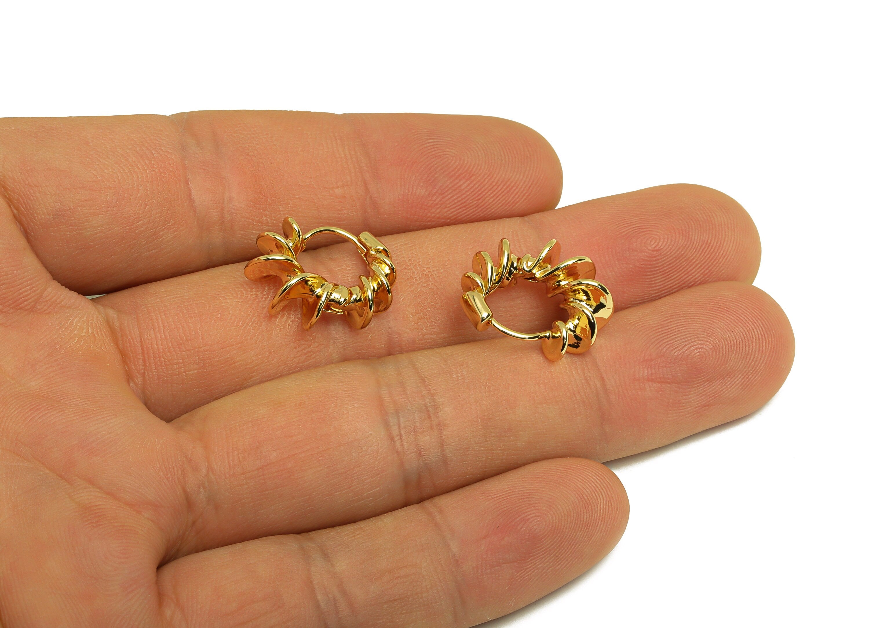Brass Wavy Hoop Earring - Brass Curly Hoop Wire Earring Clasp - Twisted Huggie Hoop Earring - 18K Real Gold Plating - 18x15x0.88mm - RGP6829 - DOMEDBAZAAR
