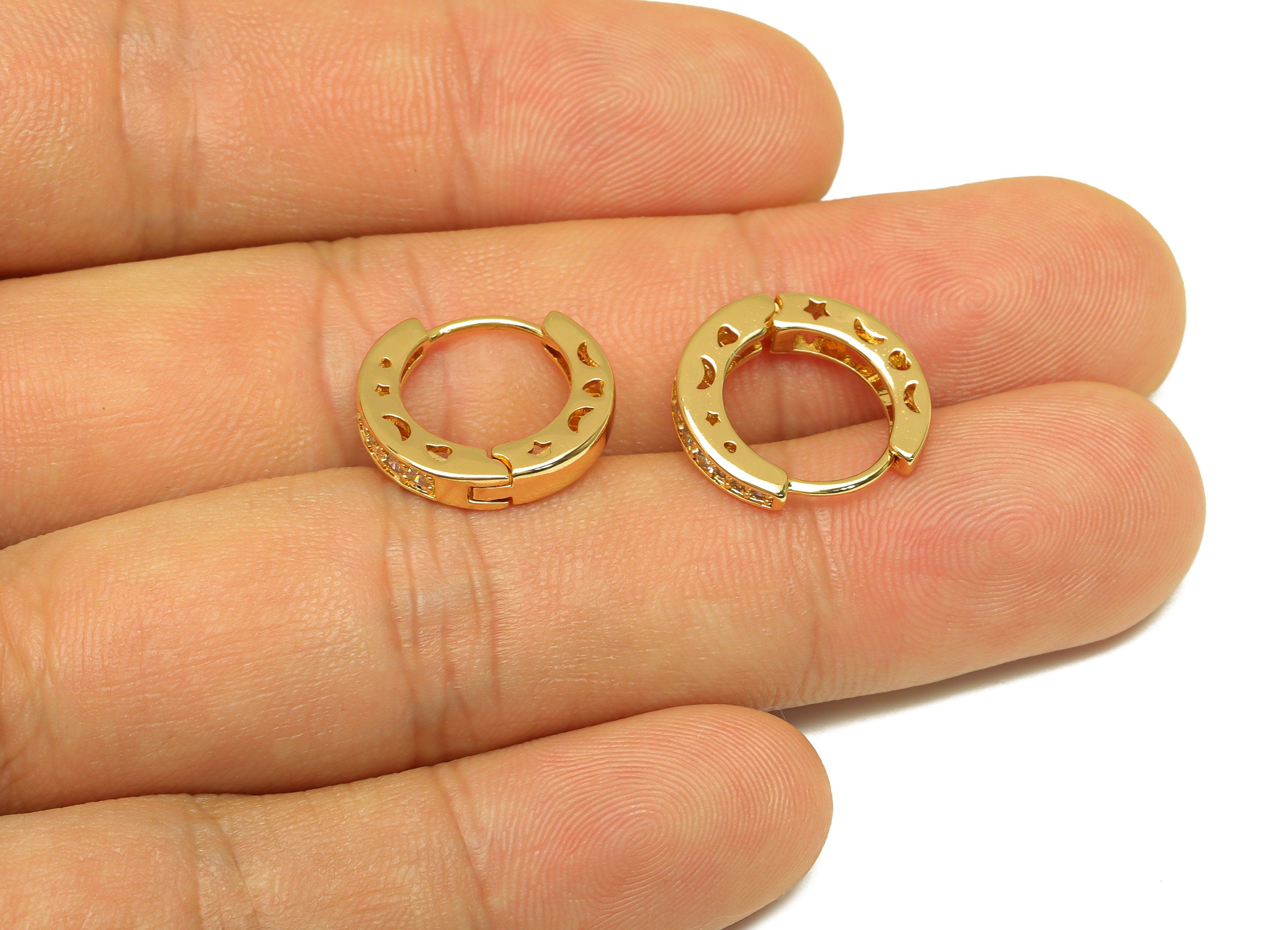 Brass Star Hoop Earring - Brass Hollow Crescent Zircon Huggie Hoop - Brass Moon Clasp - 18K Real Gold Plating - 16.06x14.83x3.04mm - RGP7134 - DOMEDBAZAAR