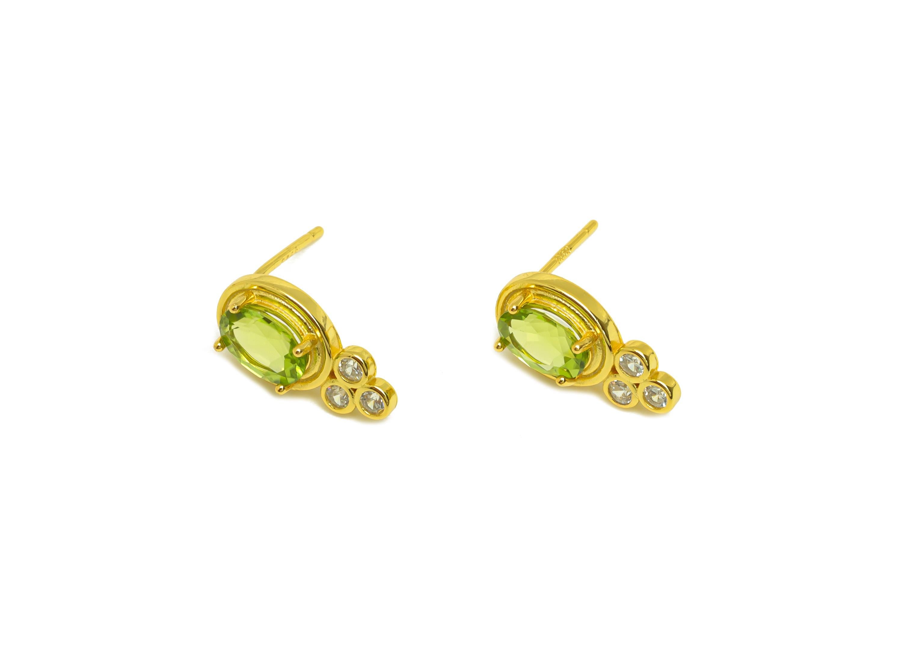 Peridot Earring Stud - Cubic Zircon Oval Earring Post - 925 Silver Green Earring Post - 18K Real Gold Plating Silver - 14x8x0.78mm - RGP7219 - DOMEDBAZAAR