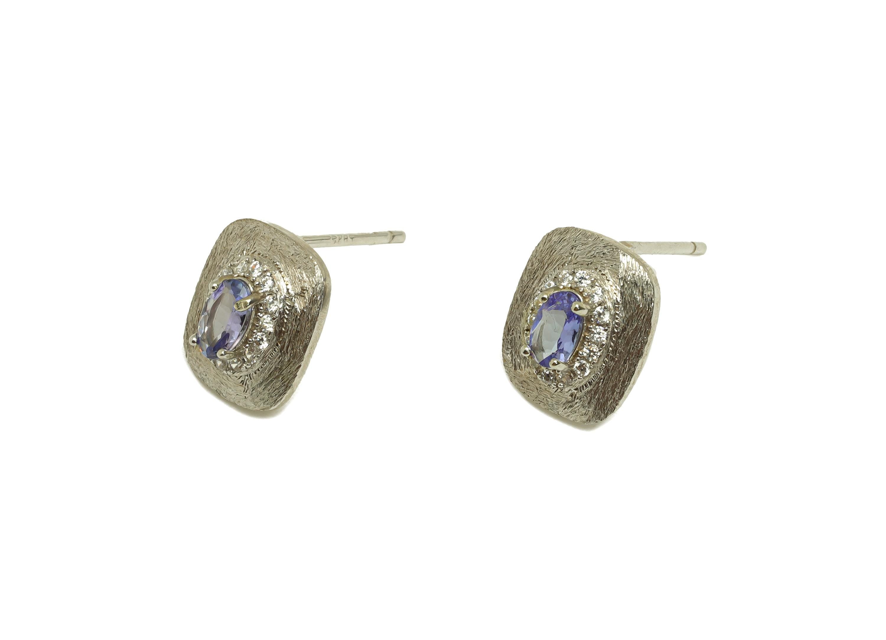 Tanzanite Silver Earring Post - 925 Silver Zircon Crystal Earring Post - Silver Rectangle Natural Stone Stud - 15x9.31x4.55mm - RGP7366 - DOMEDBAZAAR