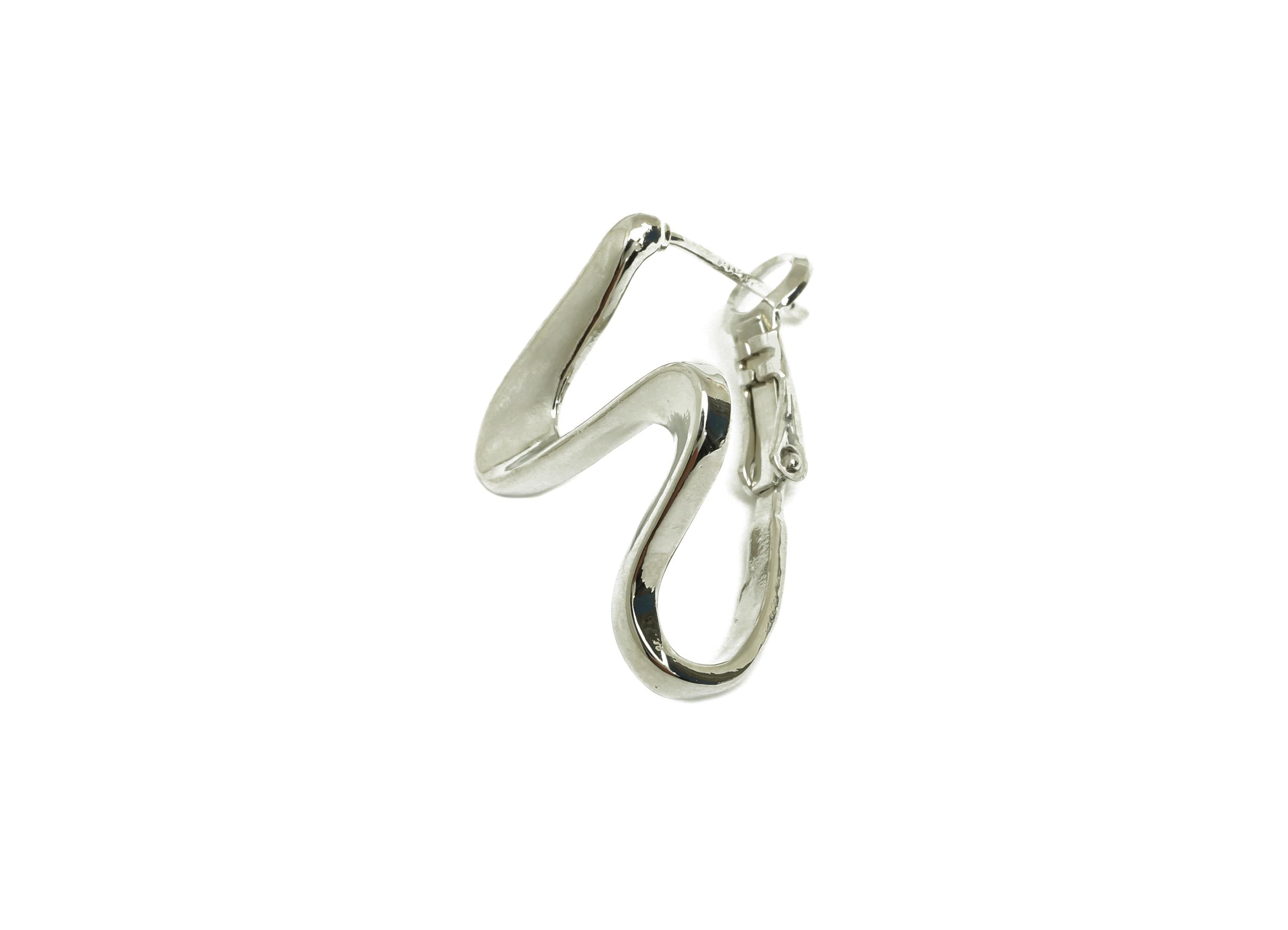 Brass Z Hinged Back Earring - White Wave Hinged Back Hoop Earring - Wave Huggie Earring - 18K Real Gold Plating - 25.8x18.9x12.8mm - RGP7593 - DOMEDBAZAAR