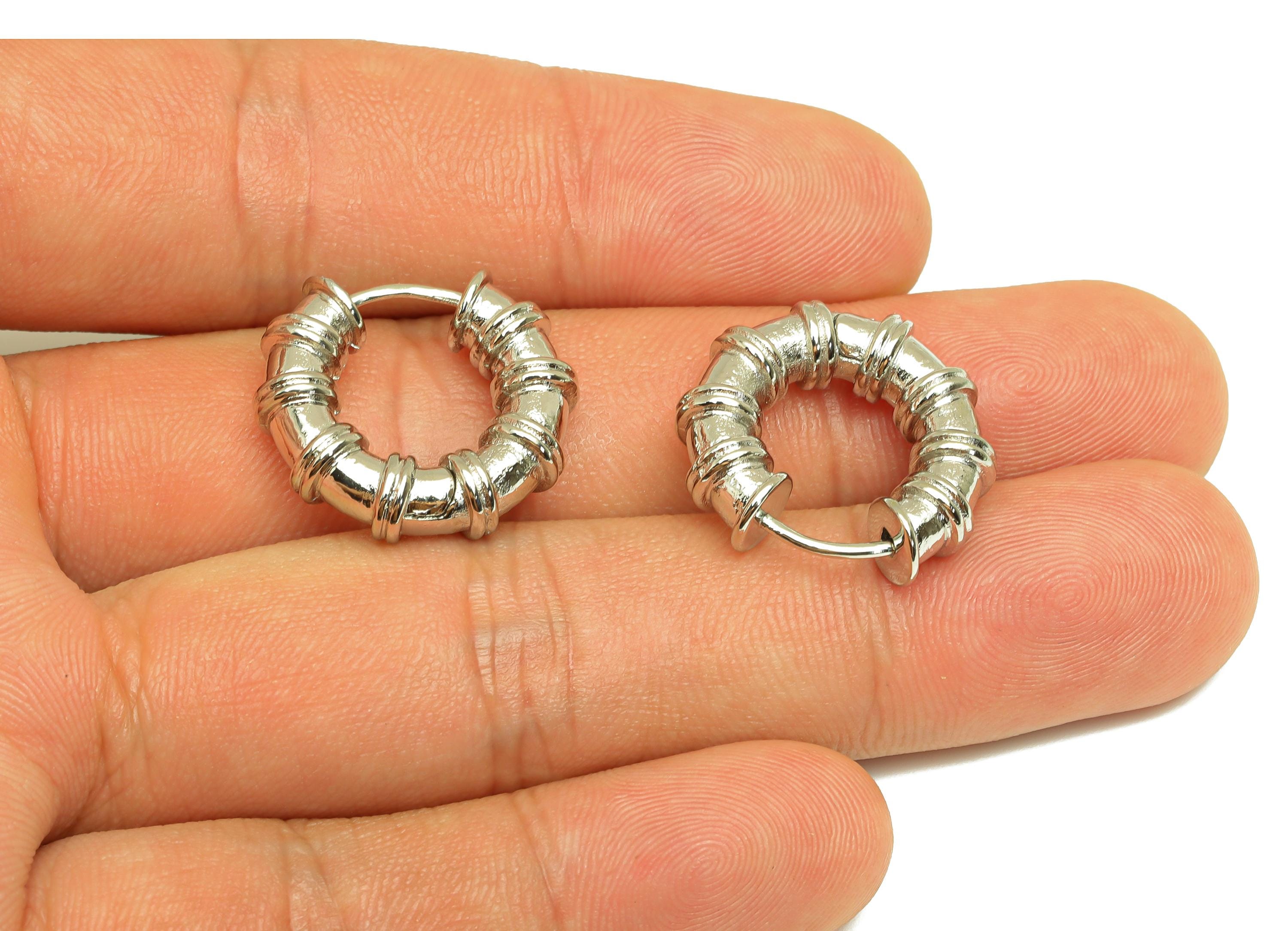 Brass Circle Huggie Earring - White Water Pipes Hoop Earrings - Thick Huggie Clasp - 18K Real White Gold Plated - 21.42x19.83x6mm - RGP7739 - DOMEDBAZAAR