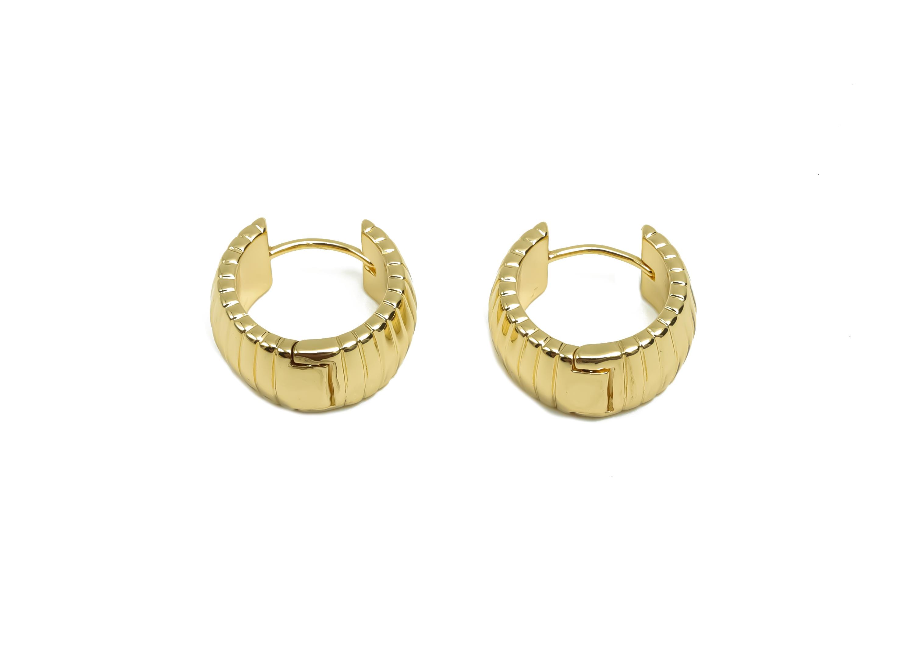 Brass Wide Hoop Earring - Brass Huggie Hoop Earring - Brass Textured Clasp Hoop Earring - 18K Real Gold Plating - 15.6x14x2.03mm - RGP8117 - DOMEDBAZAAR