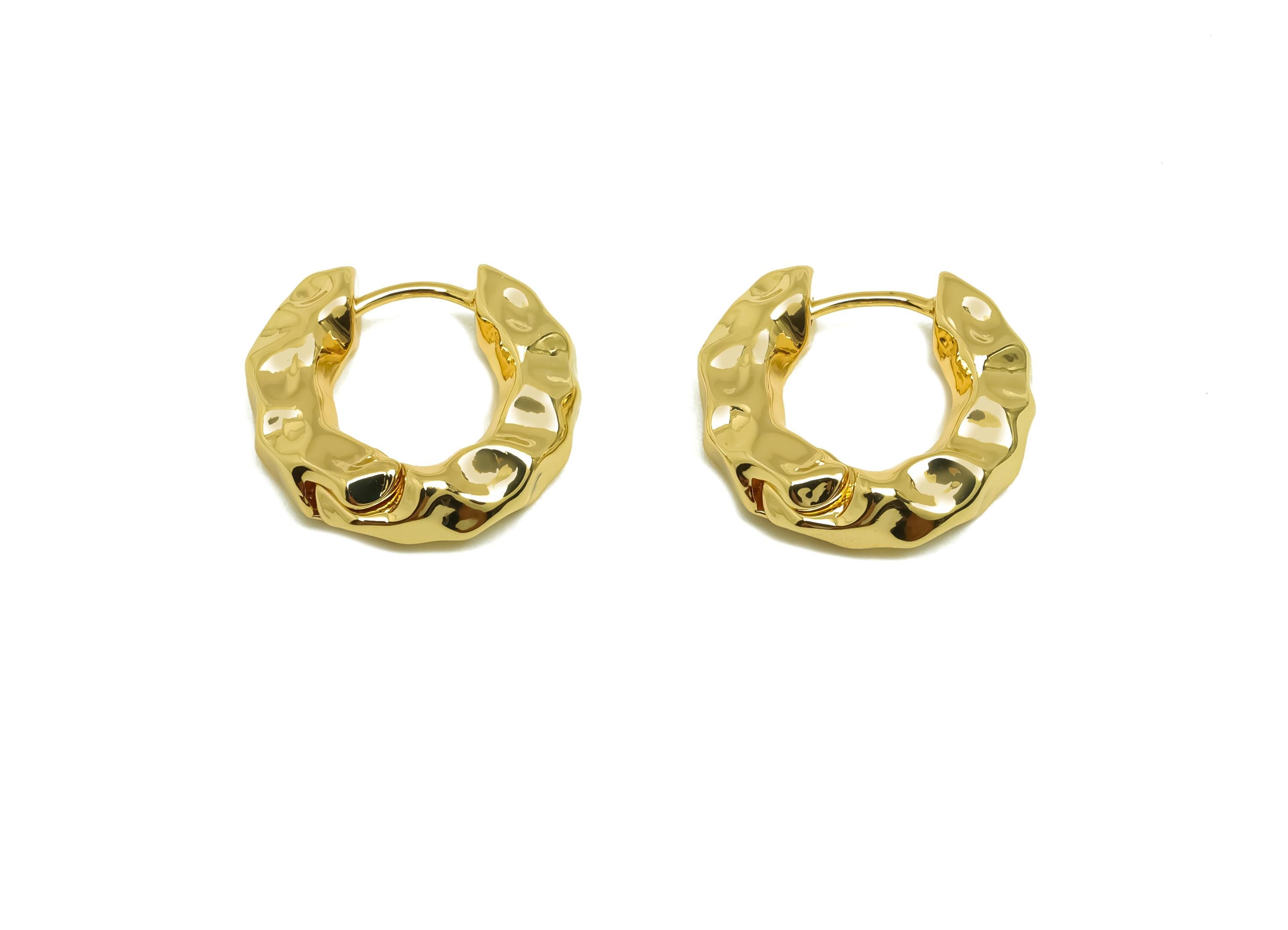 Brass Circle Huggie Earring - Gold Hammered Hoop Earrings - Thick Hammered Huggie Clasp - 18K Real Gold Plated -16.27x17.54x4.53mm - RGP7930 - DOMEDBAZAAR