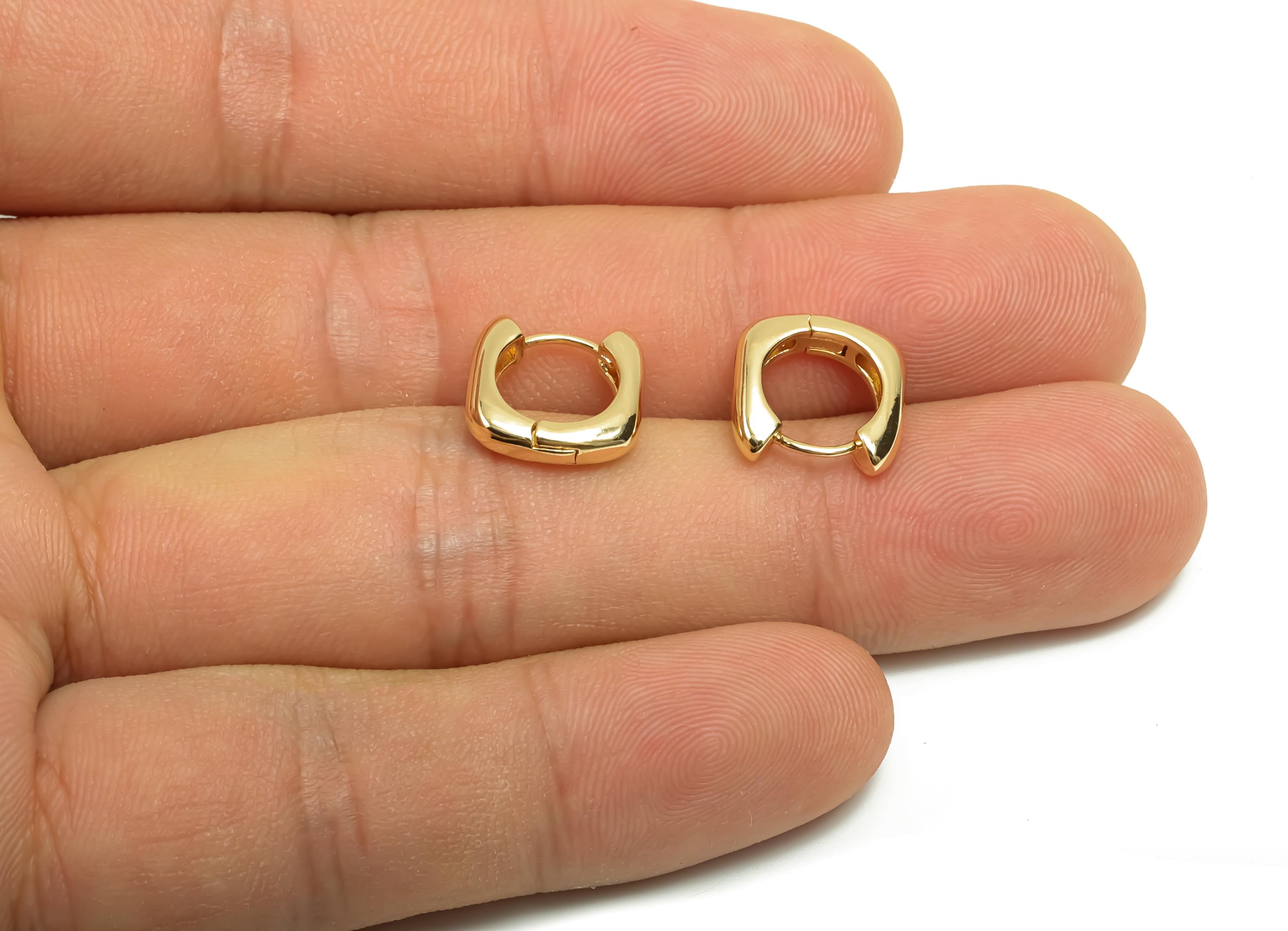 Brass Square Hoop Earring - Brass Huggie Hoop Earring - Brass Geometry Clasp Hoop Earring - 18K Real Gold Plating - 11.48x11x2mm - RGP8113 - DOMEDBAZAAR