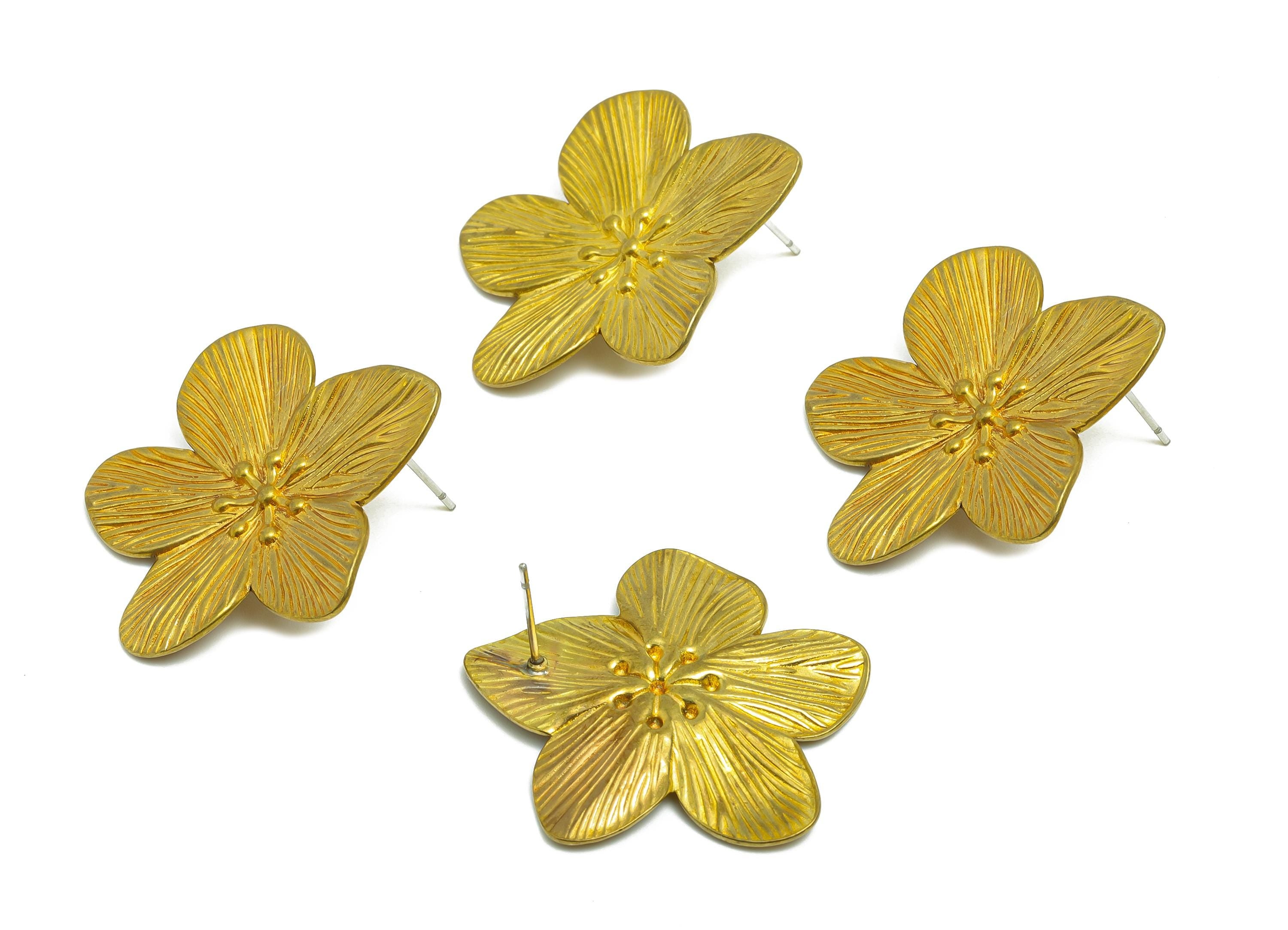 Brass Flower Earring Post - Raw Brass Daisy Flower Earring Stud - Brass Textured Flower Earring Stud - Raw Brass Stud - 32x29x3mm - PP10787 - DOMEDBAZAAR