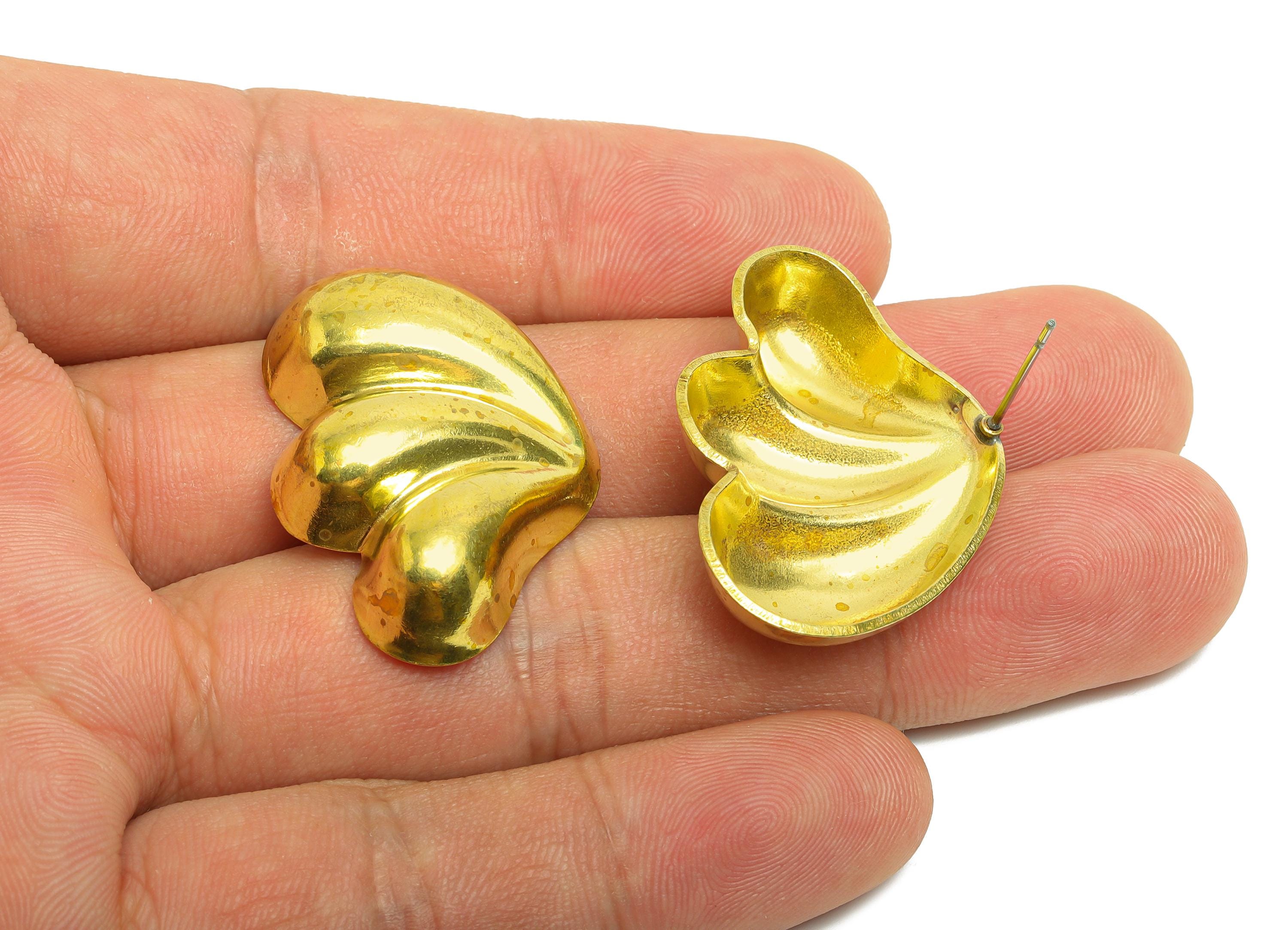 Curved Leaf Motif Earring - Raw Brass Unique Sculptural Earring Natural Curves - Minimalist Earring - Artistic Jewelry - 33x23x6mm -PP10781 - DOMEDBAZAAR