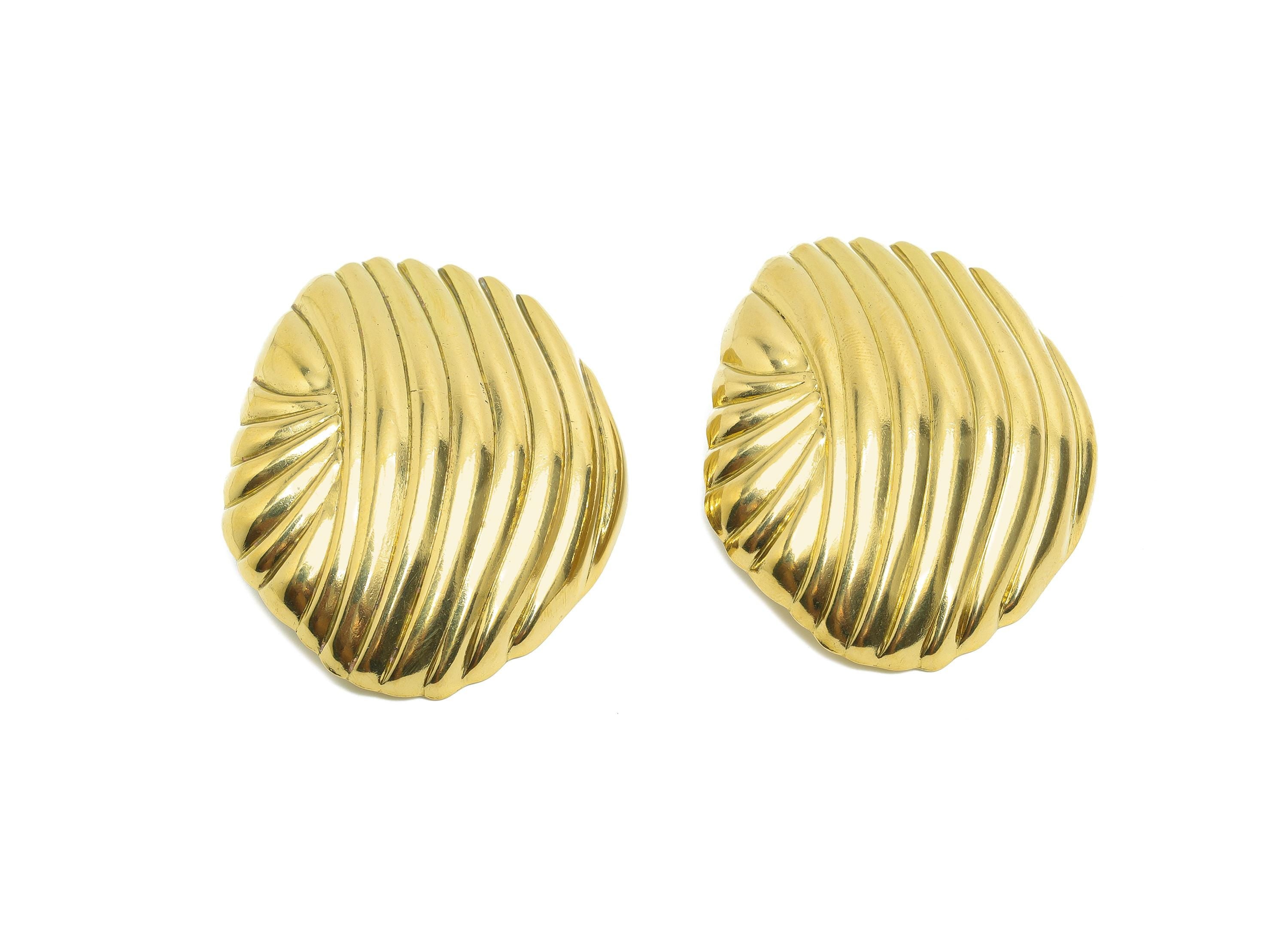 Brass Shell Earring - Raw Brass Textured Bold Shell Earring - Textured Wave Earring - Vintage-Inspired Rippled Stud - 49x41x8mm - PP10804 - DOMEDBAZAAR