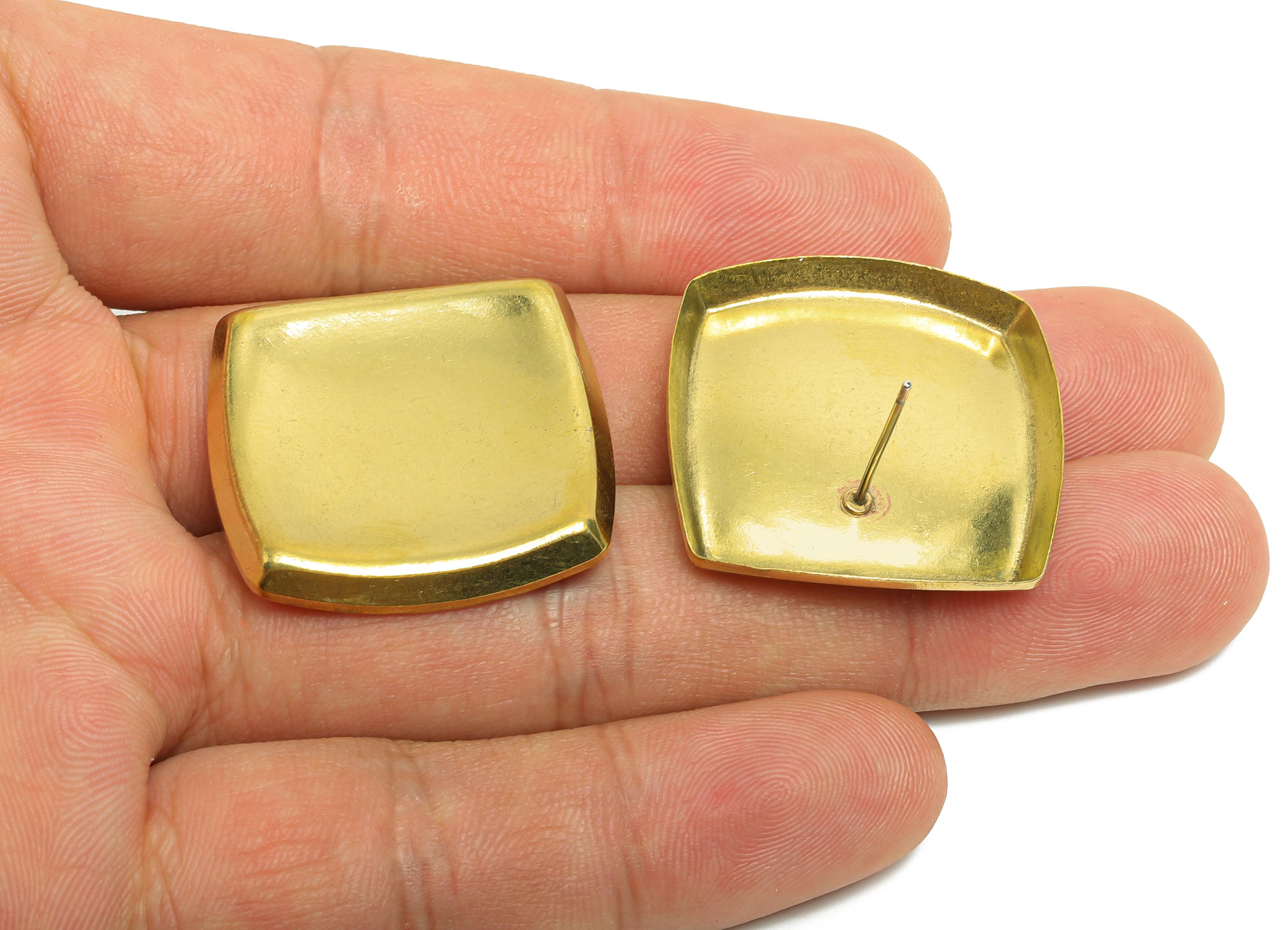 Bold Square Concave Earring Post - Raw Brass Elegant Concave Stud Earring - Brass Chic Vintage Earring Post - 31.1x24.7x3mm - PP10793 - DOMEDBAZAAR