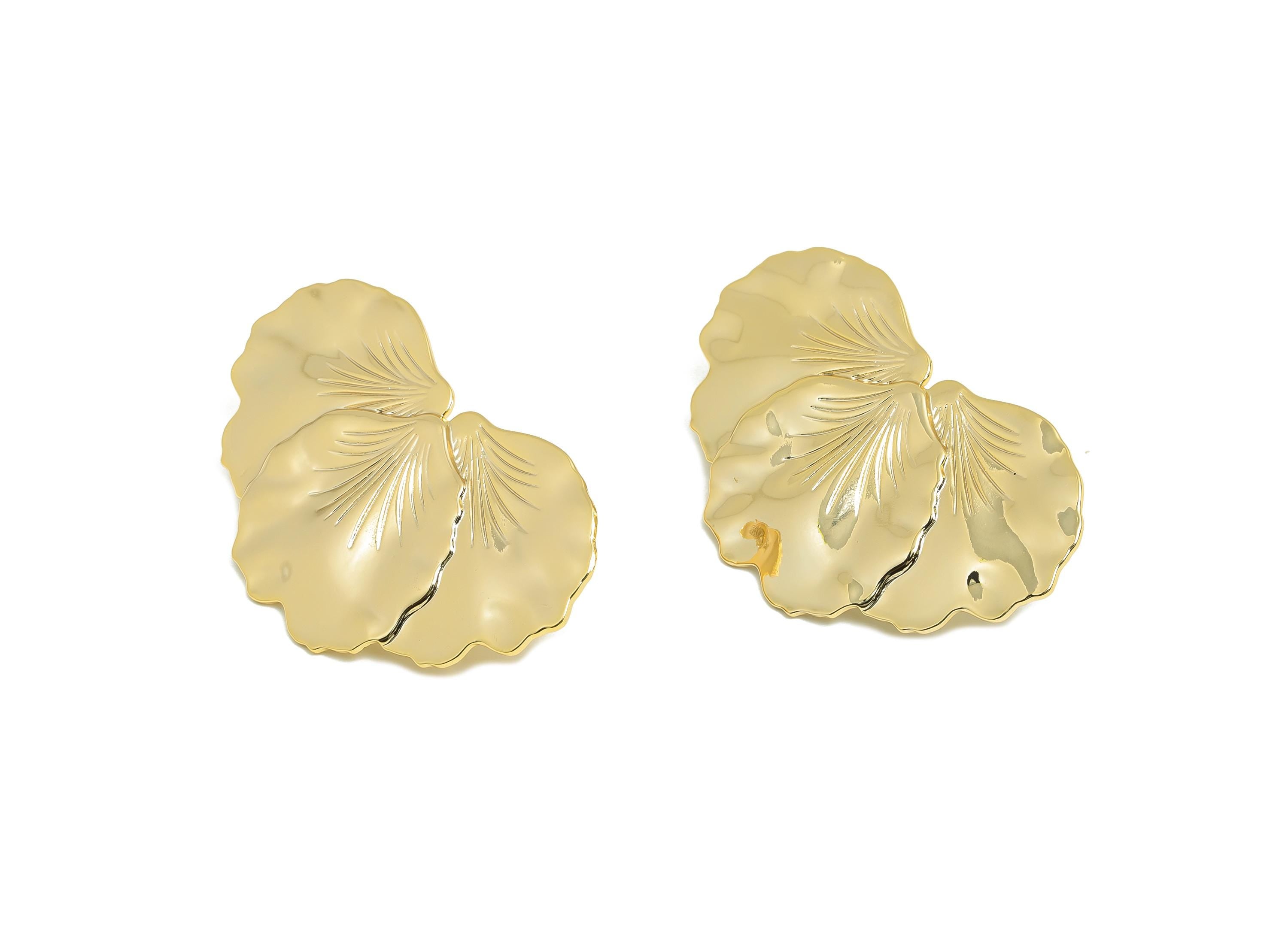 Delicate Leaf Earring Post - Brass Textured Petal with Floral Earring Post - Petal Intricate Floral - Nature Jewelry - 47x29x2mm - RGP10087 - DOMEDBAZAAR