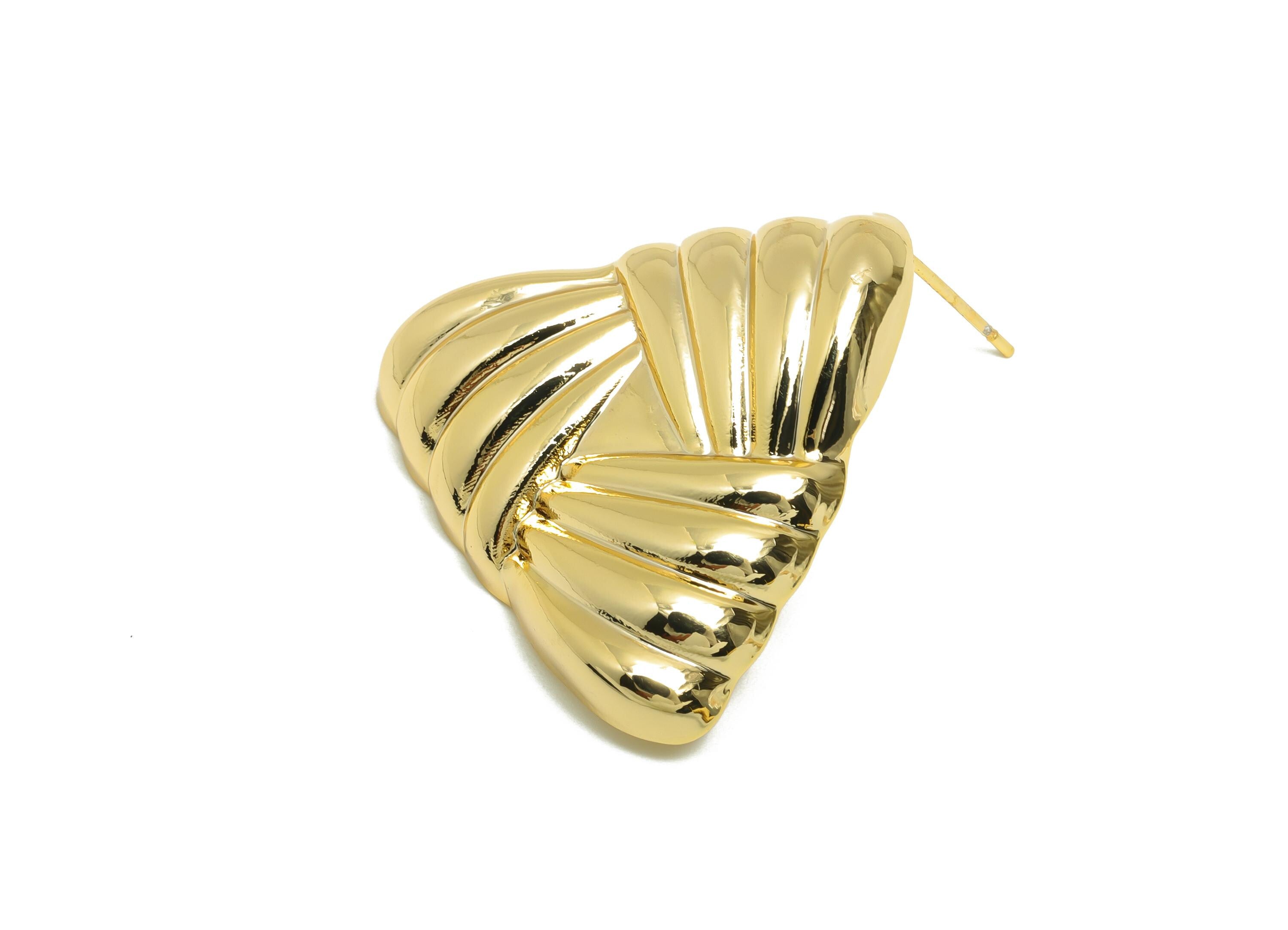 Vintage Triangle Earring Stud - Brass Geometric Folded Earring - Retro Triangular Clip-On Earring Stud - Gold Jewelry - 29x28x4mm - RGP10041 - DOMEDBAZAAR