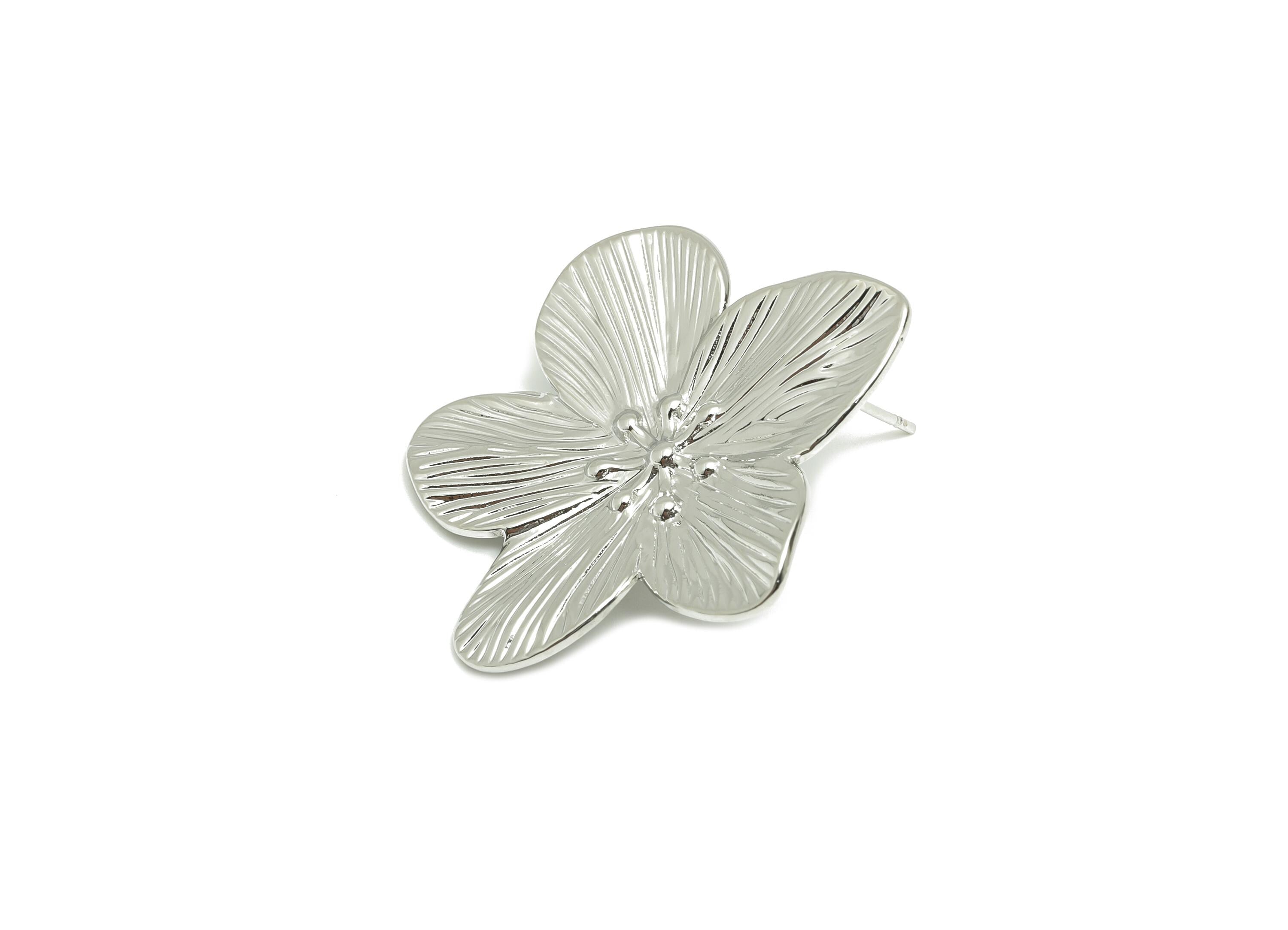 Elegant Flower Earring - Brass Daisy Flower Earring Stud - Silver Textured Nature Earring Stud - White Gold Plated - 32x29x3mm -RGP10048 - DOMEDBAZAAR