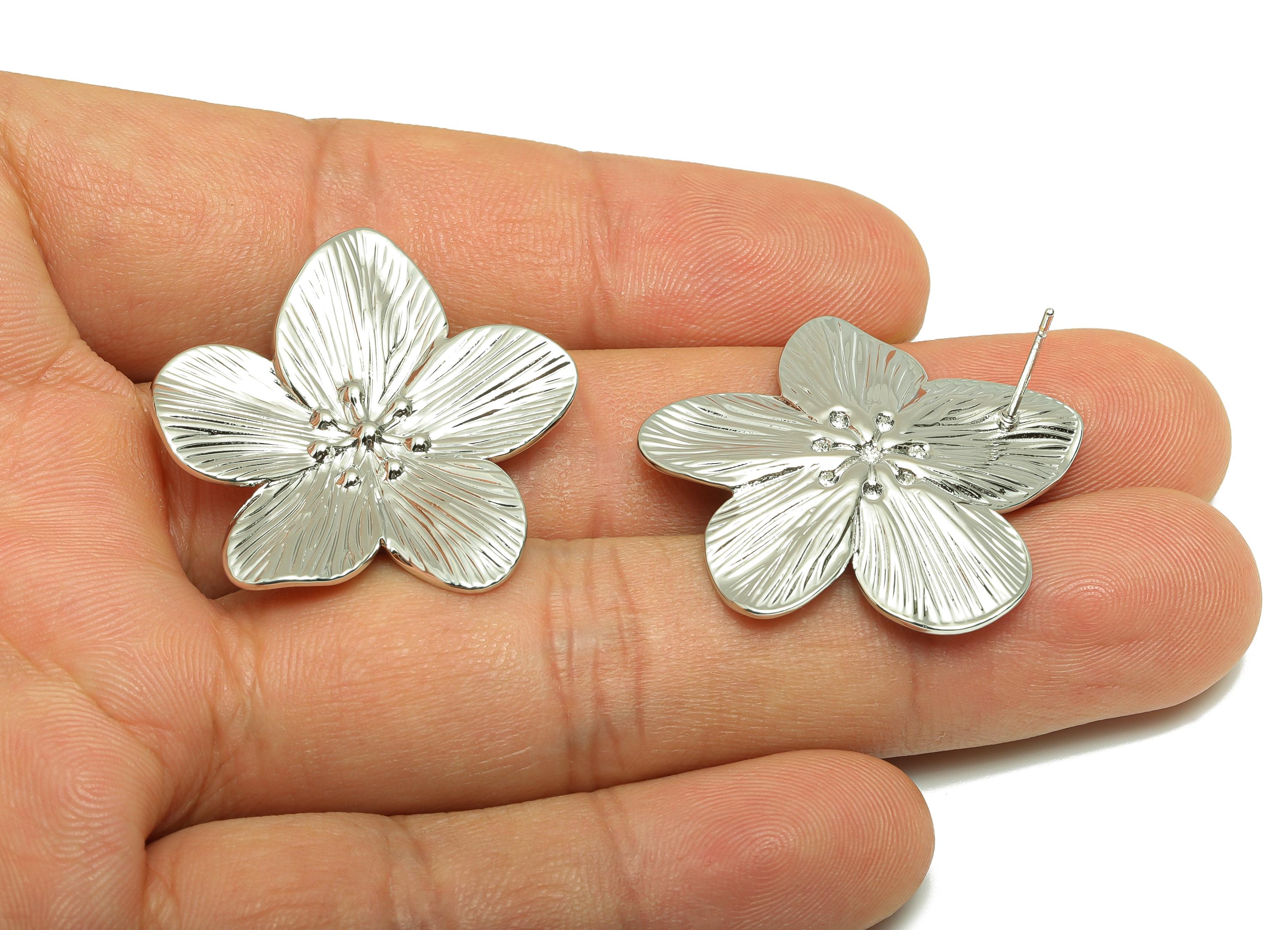 Elegant Flower Earring - Brass Daisy Flower Earring Stud - Silver Textured Nature Earring Stud - White Gold Plated - 32x29x3mm -RGP10048 - DOMEDBAZAAR