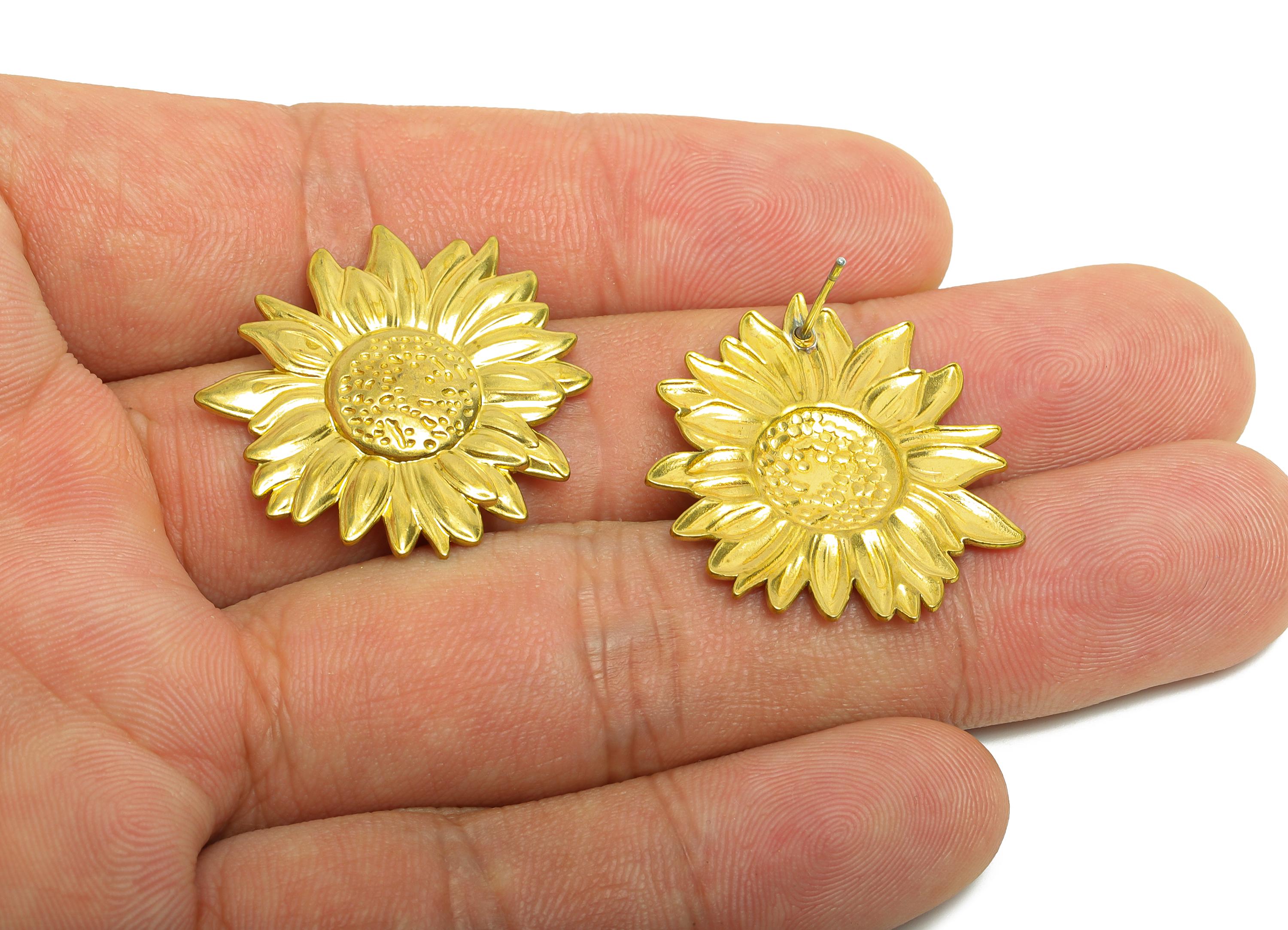Brass Sunflower Stud Earring - Raw Brass Nature-Inspired Sunflower Earring Post - Brass Delicate Sunflower Earring - 27.7x26x2mm - PP10788 - DOMEDBAZAAR
