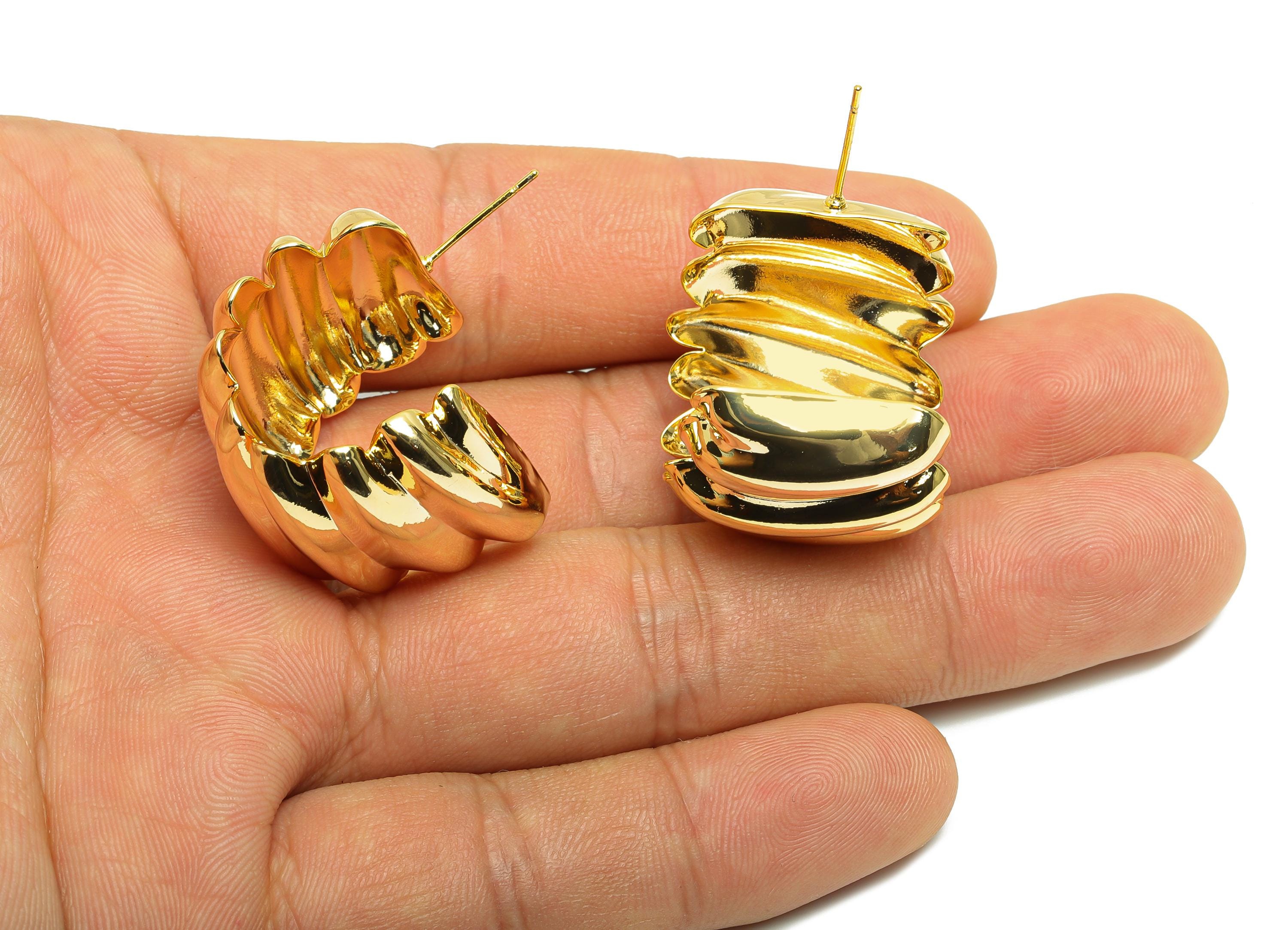 Bold Twisted Hoop Earring - Brass Chunky Hoop Earring with Curved Detailing - Twisted Hoop Earring - Gold Jewelry - 26x22x23mm - RGP10065 - DOMEDBAZAAR