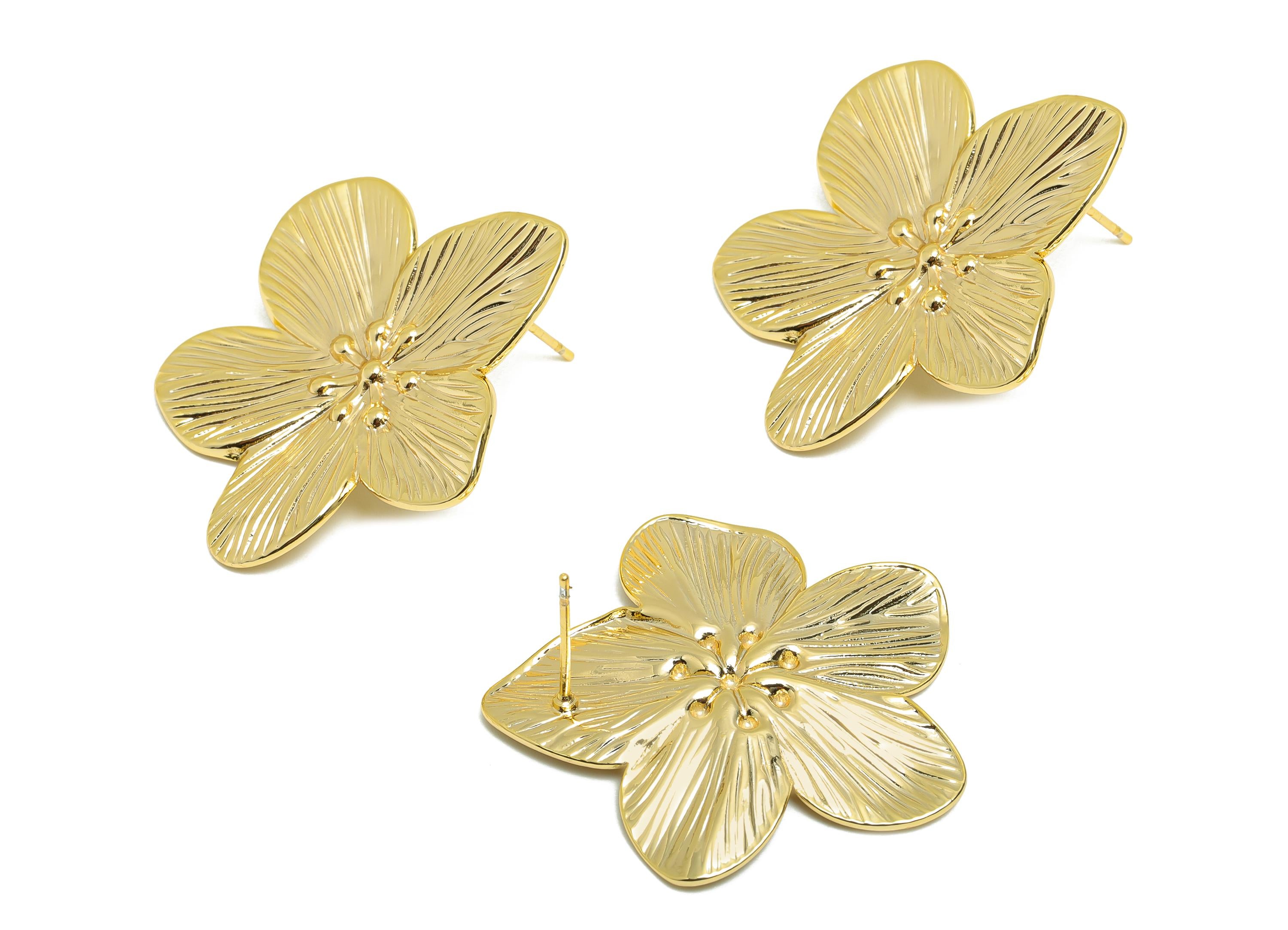 Brass Flower Earring Post - Brass Daisy Flower Earring Stud - Gold Textured Flower Earring Stud - Elegant Gold Jewelry - 32x29x3mm -RGP10049 - DOMEDBAZAAR