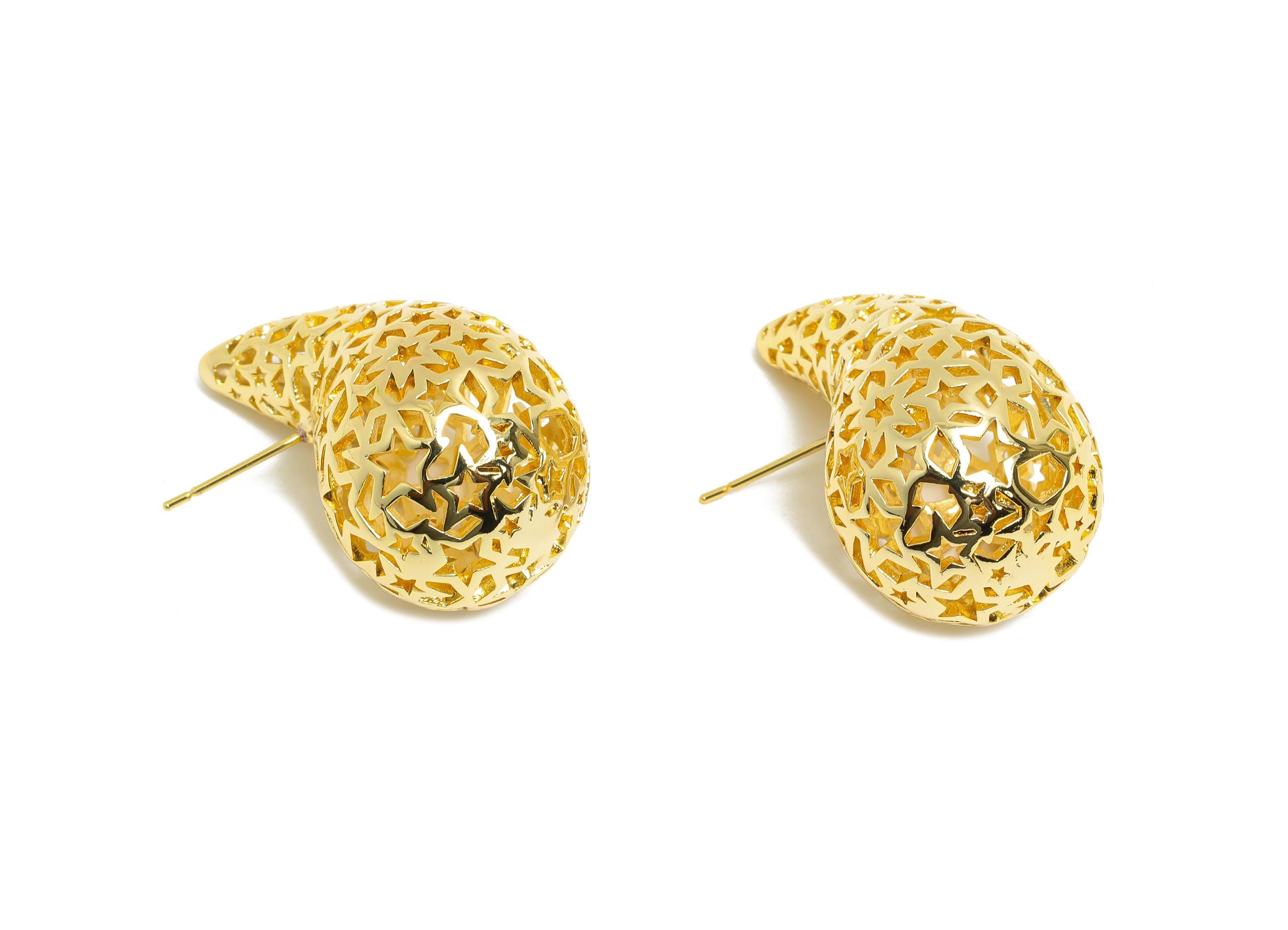 Star Earring Post - Brass Hollow Star Motif Earring - Artistic Earring Post - Trendy Intricate Earring - Bold Jewelry - 32x20x19mm - RGP9393 - DOMEDBAZAAR