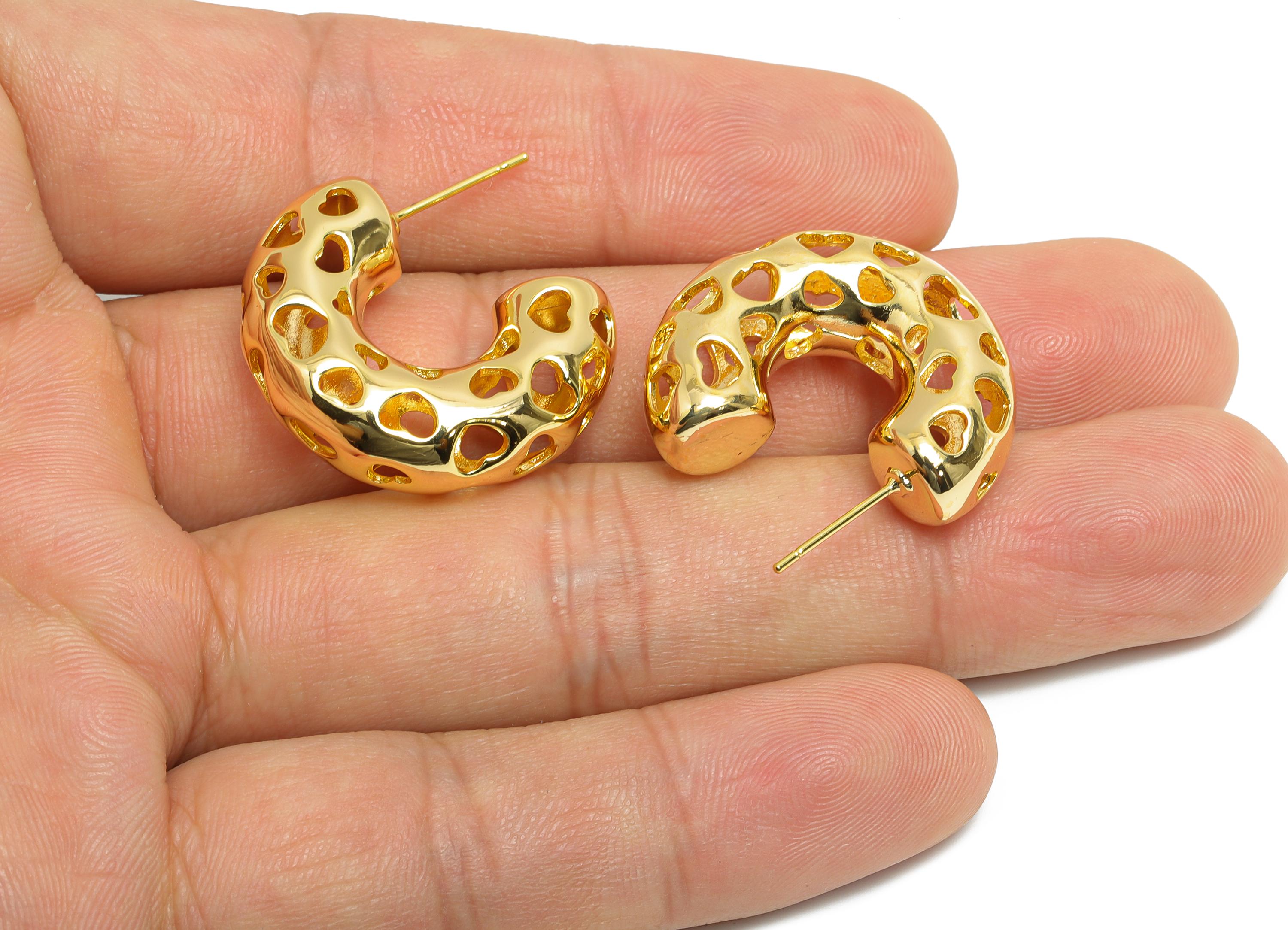 Heart Hoop Earring Post - Brass Hollow Heart Earring - Artistic Earring Post - Gold Trendy Hoop Earring - Bold Jewelry - 26x21x9mm -RGP9390 - DOMEDBAZAAR