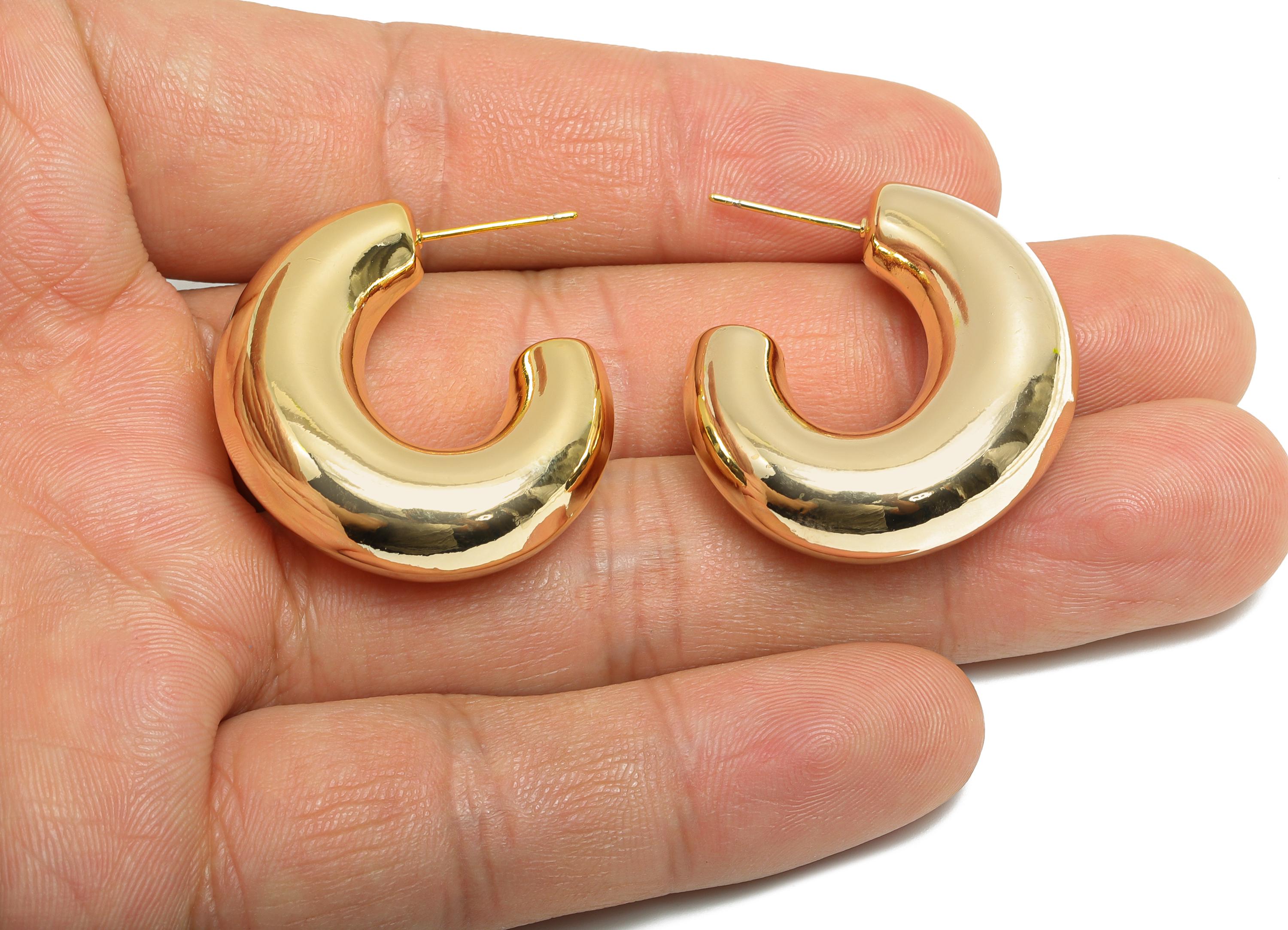 Chunky Hoop Earring - Brass Bold Curved Earring Stud - Chunky Crescent Earring - 18k Real Gold Plating - 33.5x29x10.5mm - RGP9426 - DOMEDBAZAAR