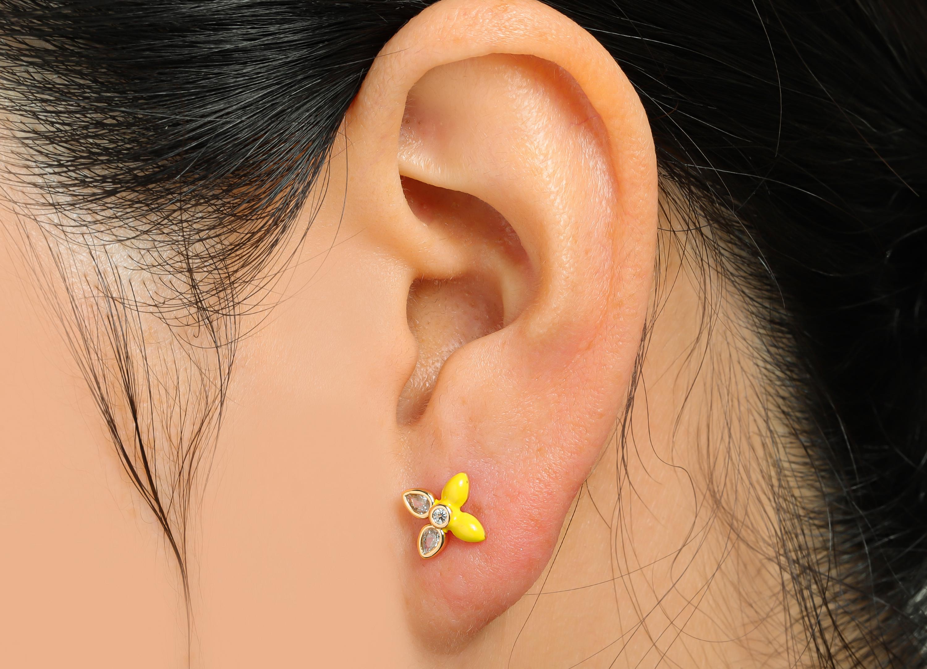 CZ Dainty Flower Stud - Brass Modern Enamel Earring Stud - Brass Elegant Colorful Everyday Wear - 18K Real Gold Plated - 9x7x2mm - RGP10392D - DOMEDBAZAAR