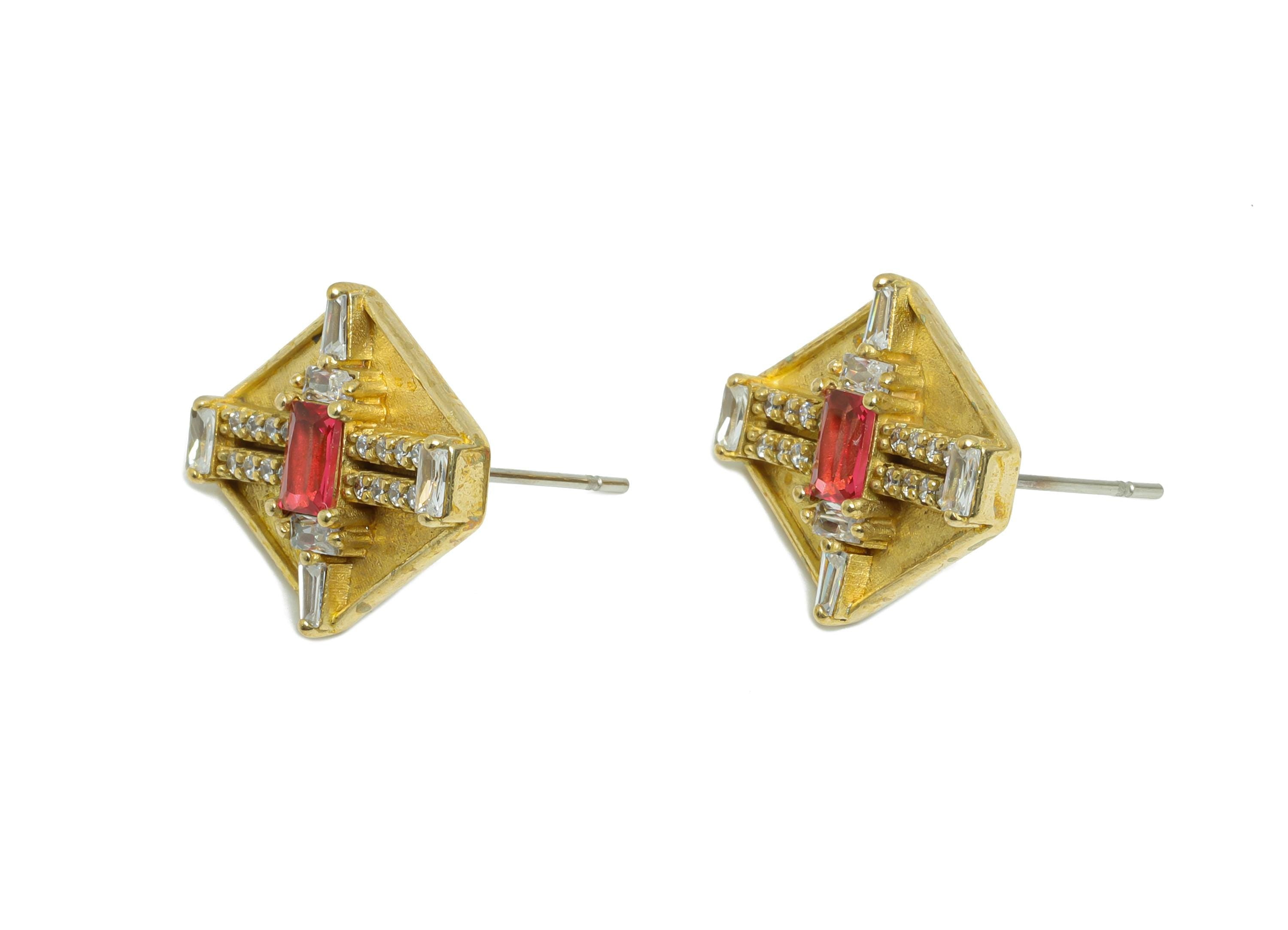 Hexagonal Ruby Earring - Raw Brass Sophisticated Party Earring - Rectangular Baguette Cut Stone - Modern Jewelry - 17x16x4mm - PP11040 - DOMEDBAZAAR