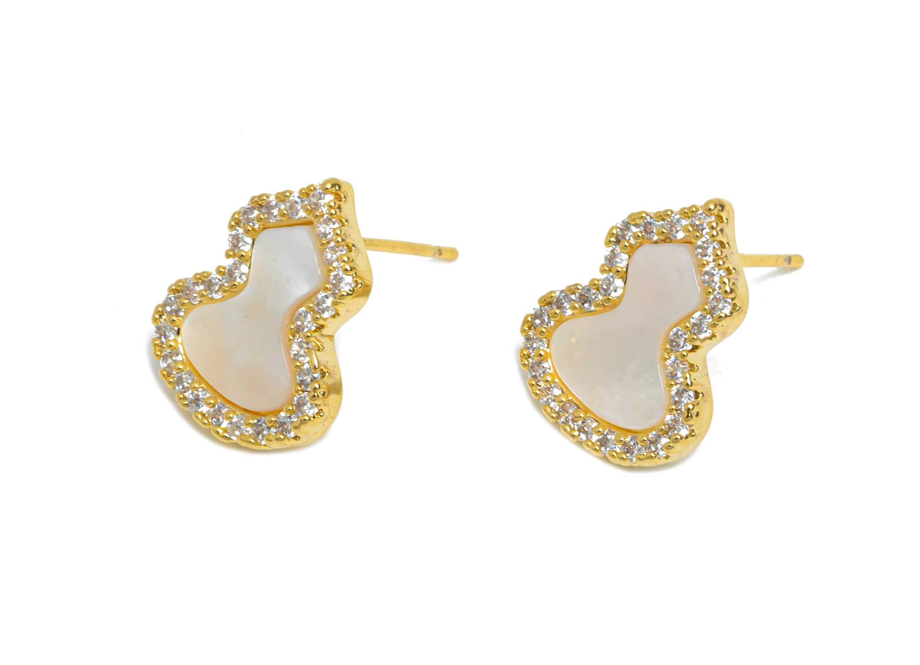 Sparkling Zircon Earrings - Brass Gourd Seashell Earring - Refined Gold Earring Post - 18K Real Gold Plated - 15.11x11.87x0.74mm - RGP9597C - DOMEDBAZAAR