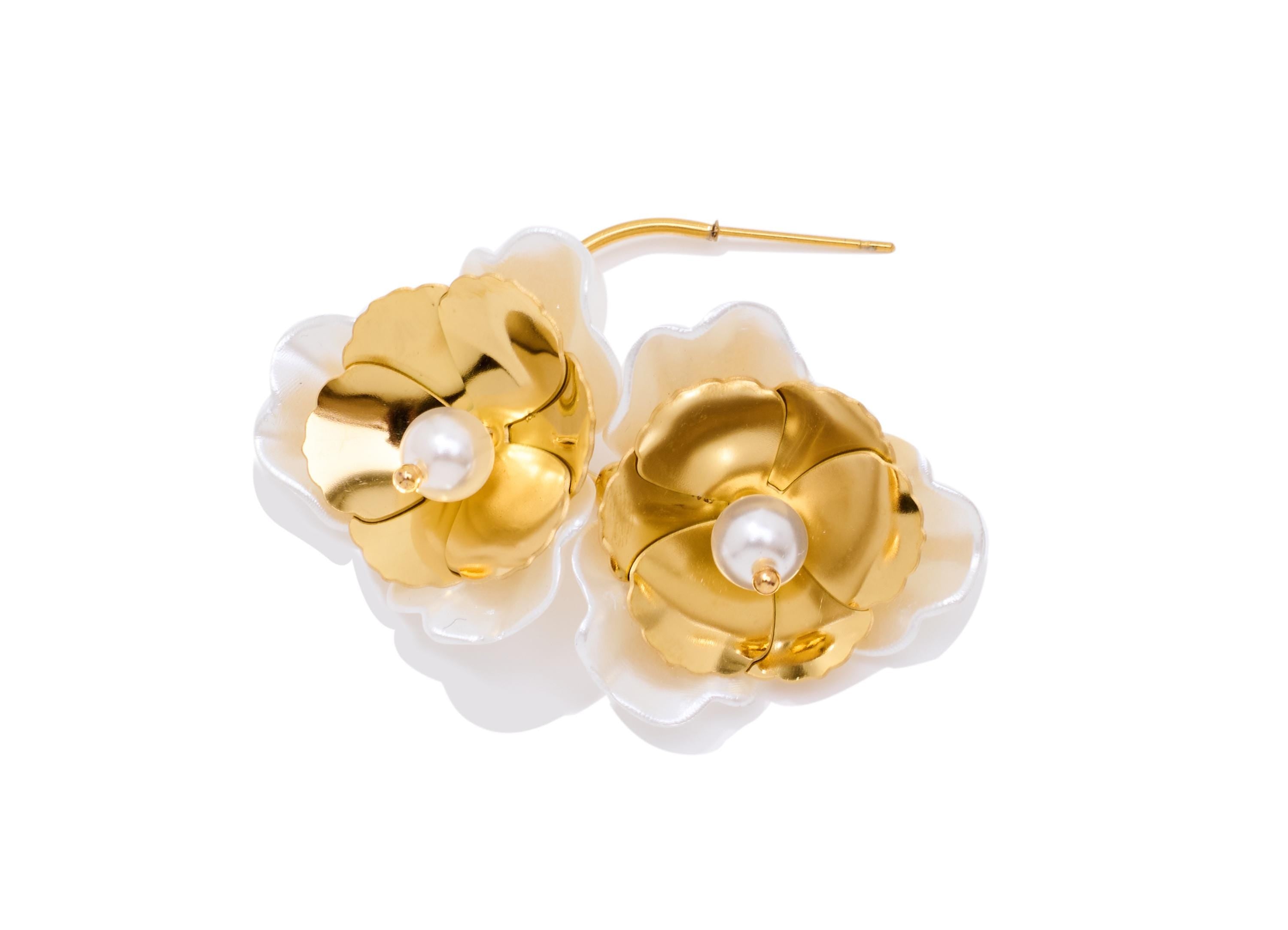 Stainless Steel Dangle Flower Stud - Pearl Floral Shell Hanging C Hoop Post - Statement Steel Stud - Gold Vacuum Plated - 32x43x7mm - SS2239 - DOMEDBAZAAR